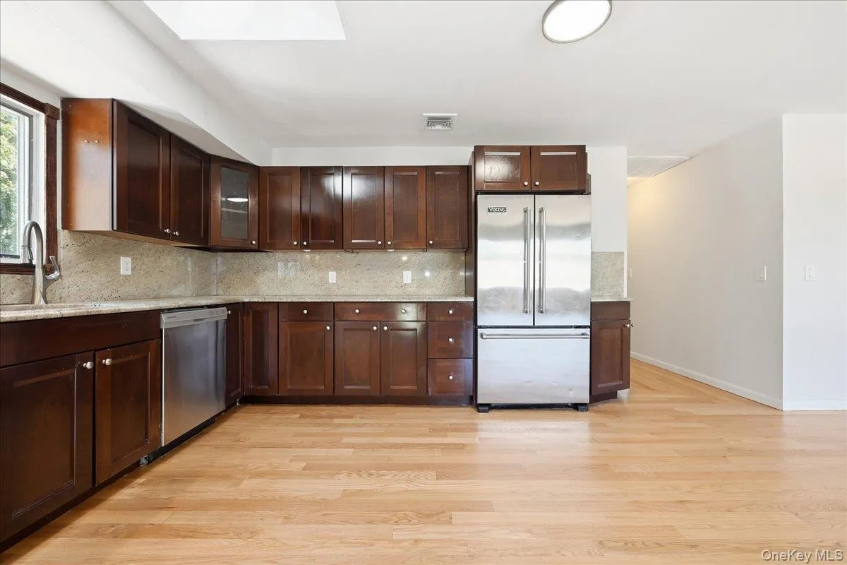 6 Adam Road, Oyster Bay, NY, 4 Bedrooms Bedrooms, 8 Rooms Rooms,2 BathroomsBathrooms,Residential,For Rent,Adam,0,1050365 6 Adam Road, Oyster Bay, NY, 4 Bedrooms Bedrooms, 8 Rooms Rooms,2 BathroomsBathrooms,Residential,For Rent,Adam,0,1050365