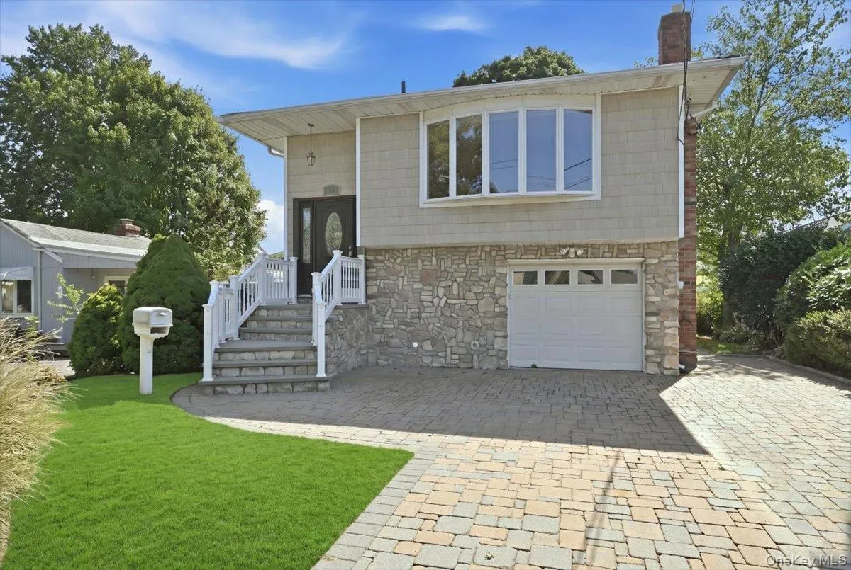 6 Adam Road, Oyster Bay, NY, 4 Bedrooms Bedrooms, 8 Rooms Rooms,2 BathroomsBathrooms,Residential,For Rent,Adam,0,1050365 6 Adam Road, Oyster Bay, NY, 4 Bedrooms Bedrooms, 8 Rooms Rooms,2 BathroomsBathrooms,Residential,For Rent,Adam,0,1050365