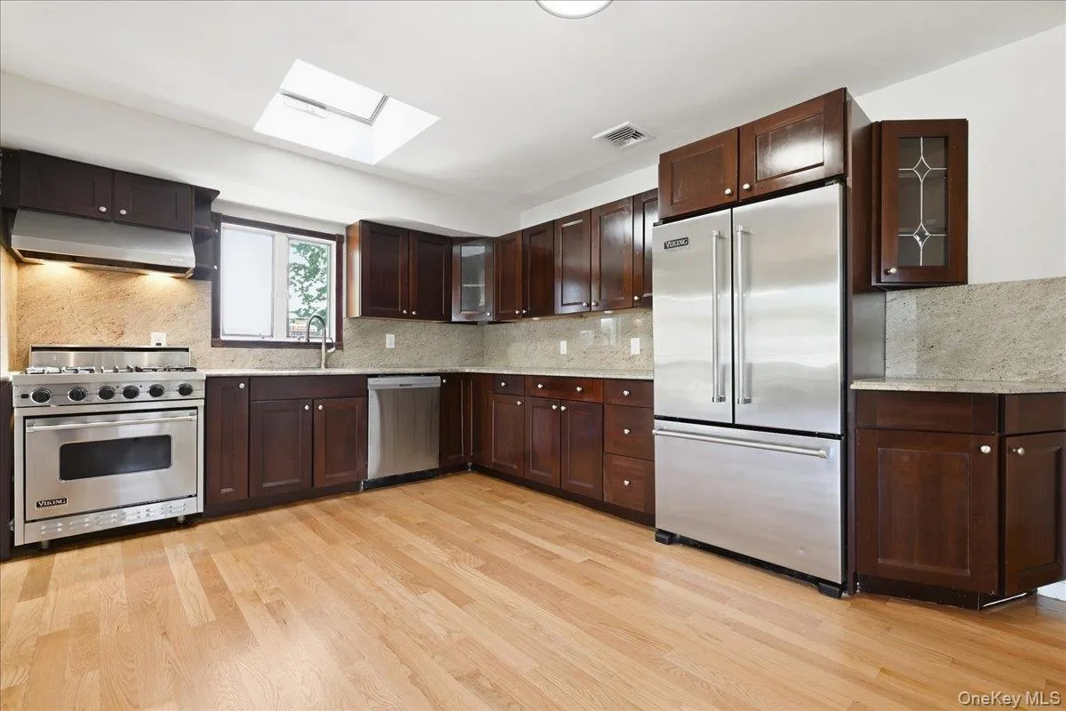 6 Adam Road, Oyster Bay, NY, 4 Bedrooms Bedrooms, 8 Rooms Rooms,2 BathroomsBathrooms,Residential,For Rent,Adam,0,1050365 6 Adam Road, Oyster Bay, NY, 4 Bedrooms Bedrooms, 8 Rooms Rooms,2 BathroomsBathrooms,Residential,For Rent,Adam,0,1050365