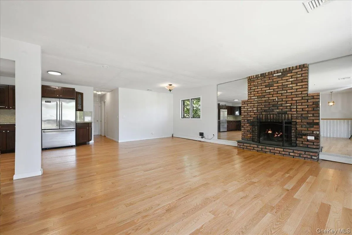 6 Adam Road, Oyster Bay, NY, 4 Bedrooms Bedrooms, 8 Rooms Rooms,2 BathroomsBathrooms,Residential,For Rent,Adam,0,1050365 6 Adam Road, Oyster Bay, NY, 4 Bedrooms Bedrooms, 8 Rooms Rooms,2 BathroomsBathrooms,Residential,For Rent,Adam,0,1050365