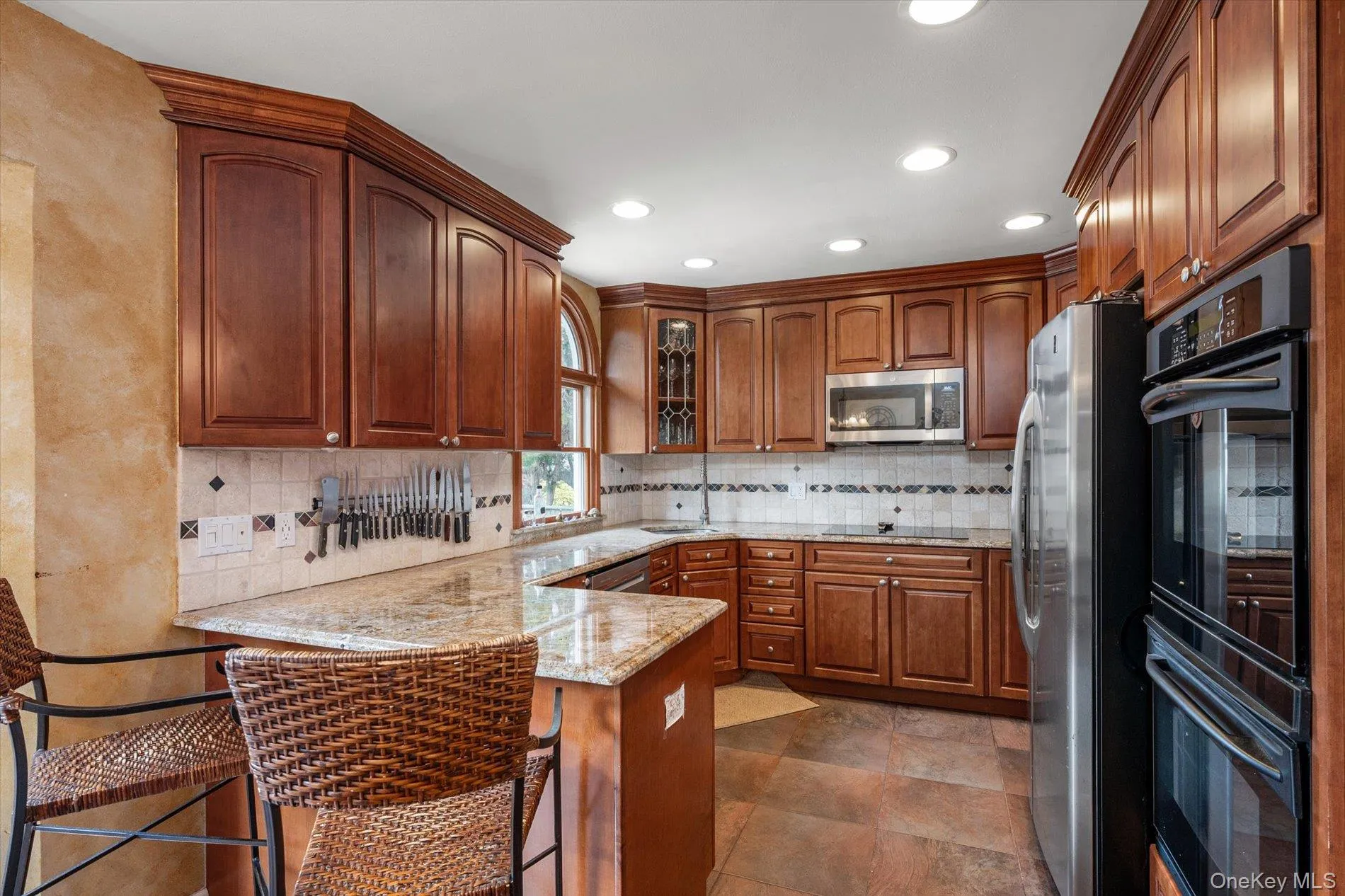 3060 Shore Drive, Hempstead, NY, 5 Bedrooms Bedrooms, 13 Rooms Rooms,2 BathroomsBathrooms,Residential,For Rent,Shore,0,1050366 3060 Shore Drive, Hempstead, NY, 5 Bedrooms Bedrooms, 13 Rooms Rooms,2 BathroomsBathrooms,Residential,For Rent,Shore,0,1050366