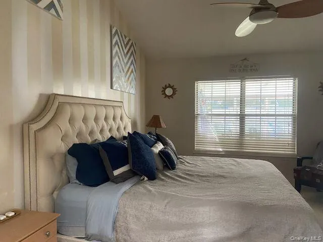 6 Royal Drive, Brookhaven, NY, 3 Bedrooms Bedrooms, 6 Rooms Rooms,2 BathroomsBathrooms,Residential,For Rent,Royal,0,1050367 6 Royal Drive, Brookhaven, NY, 3 Bedrooms Bedrooms, 6 Rooms Rooms,2 BathroomsBathrooms,Residential,For Rent,Royal,0,1050367