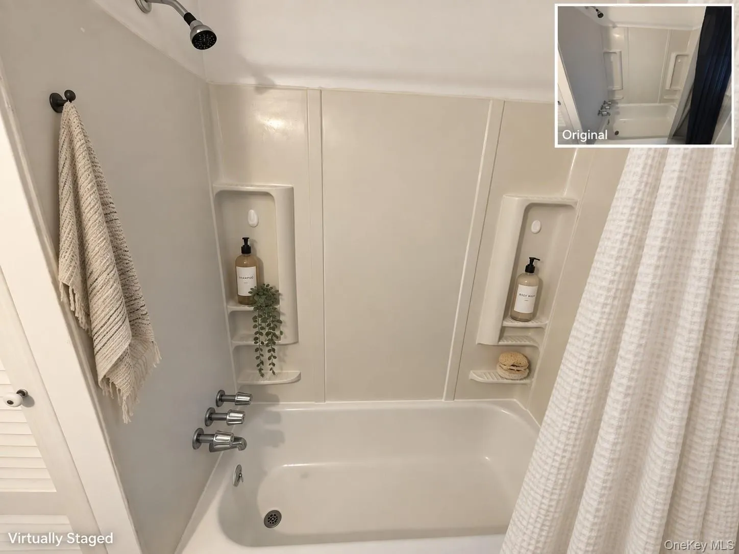 Bathtub with integrated shelving and chrome fixtures Bathtub with integrated shelving and chrome fixtures