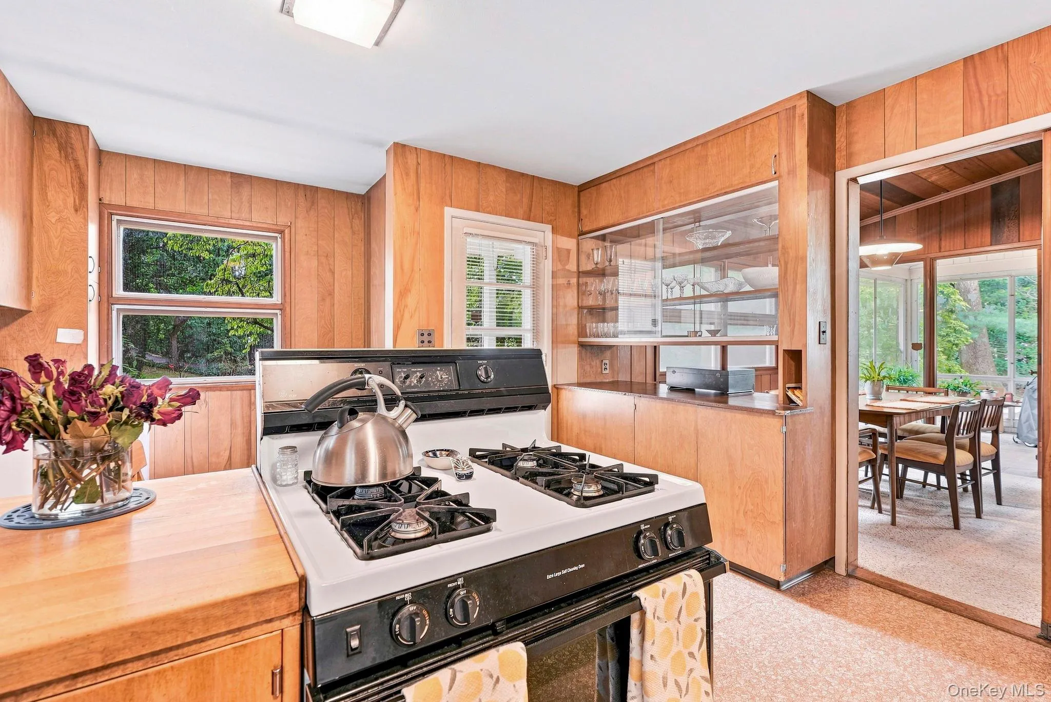 21 Seely Place, Greenburgh, NY, 4 Bedrooms Bedrooms, 7 Rooms Rooms,2 BathroomsBathrooms,Residential,For Rent,Seely,0,1050370 21 Seely Place, Greenburgh, NY, 4 Bedrooms Bedrooms, 7 Rooms Rooms,2 BathroomsBathrooms,Residential,For Rent,Seely,0,1050370