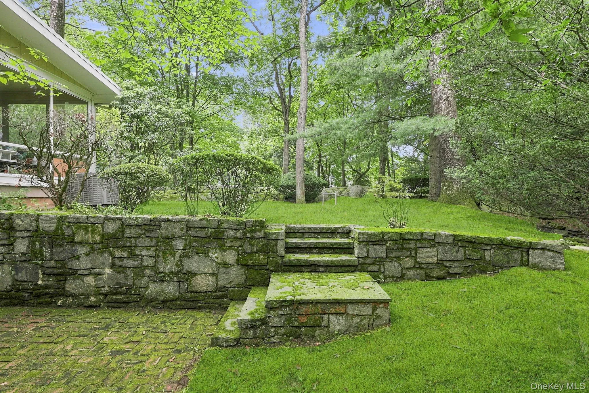 21 Seely Place, Greenburgh, NY, 4 Bedrooms Bedrooms, 7 Rooms Rooms,2 BathroomsBathrooms,Residential,For Rent,Seely,0,1050370 21 Seely Place, Greenburgh, NY, 4 Bedrooms Bedrooms, 7 Rooms Rooms,2 BathroomsBathrooms,Residential,For Rent,Seely,0,1050370