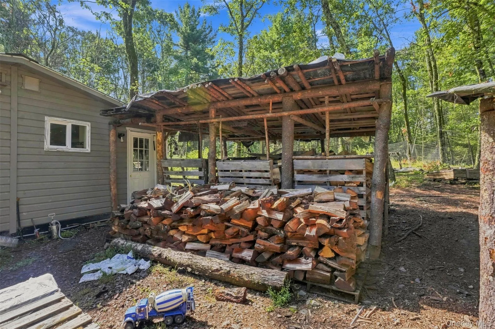 19 Indian Road, Rochester, NY, 1 Bedroom Bedrooms, 1 Room Rooms,1 BathroomBathrooms,Residential,For Rent,Indian,0,1050371 19 Indian Road, Rochester, NY, 1 Bedroom Bedrooms, 1 Room Rooms,1 BathroomBathrooms,Residential,For Rent,Indian,0,1050371