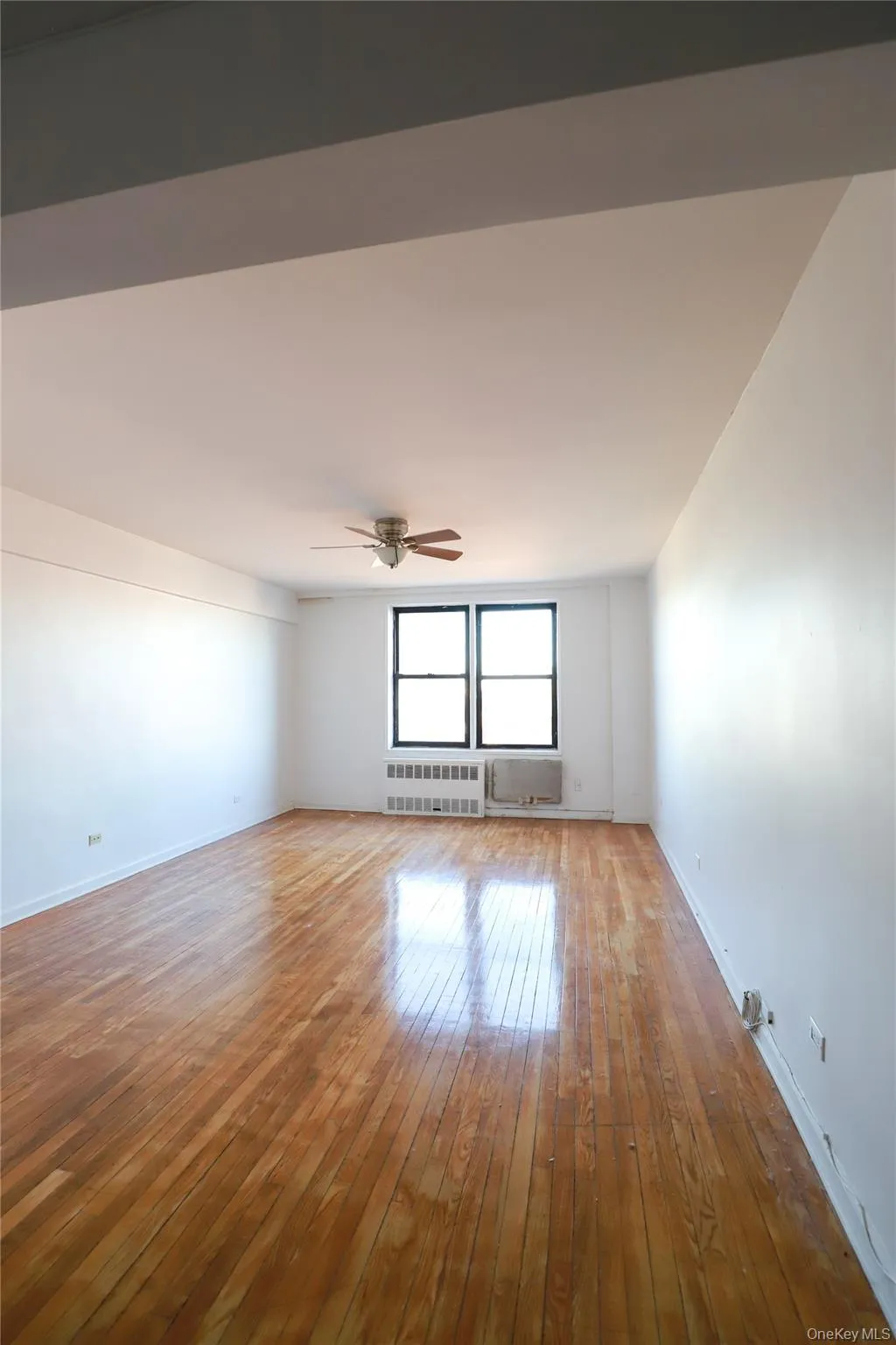 53-11 90th Street, New York, NY, 3 Rooms Rooms,1 BathroomBathrooms,Residential,For Rent,90th,0,1050372 53-11 90th Street, New York, NY, 3 Rooms Rooms,1 BathroomBathrooms,Residential,For Rent,90th,0,1050372