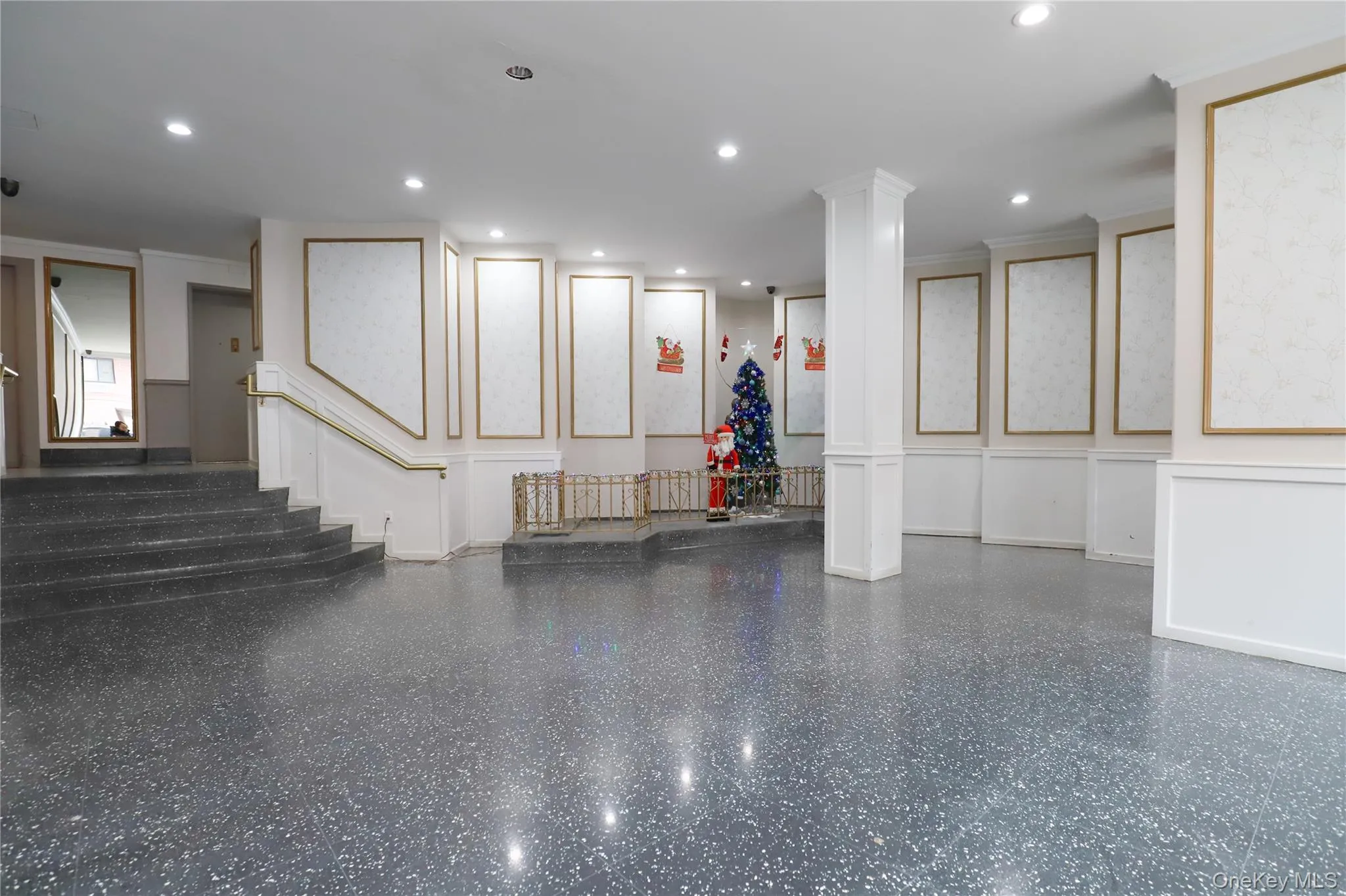 53-11 90th Street, New York, NY, 3 Rooms Rooms,1 BathroomBathrooms,Residential,For Rent,90th,0,1050372 53-11 90th Street, New York, NY, 3 Rooms Rooms,1 BathroomBathrooms,Residential,For Rent,90th,0,1050372