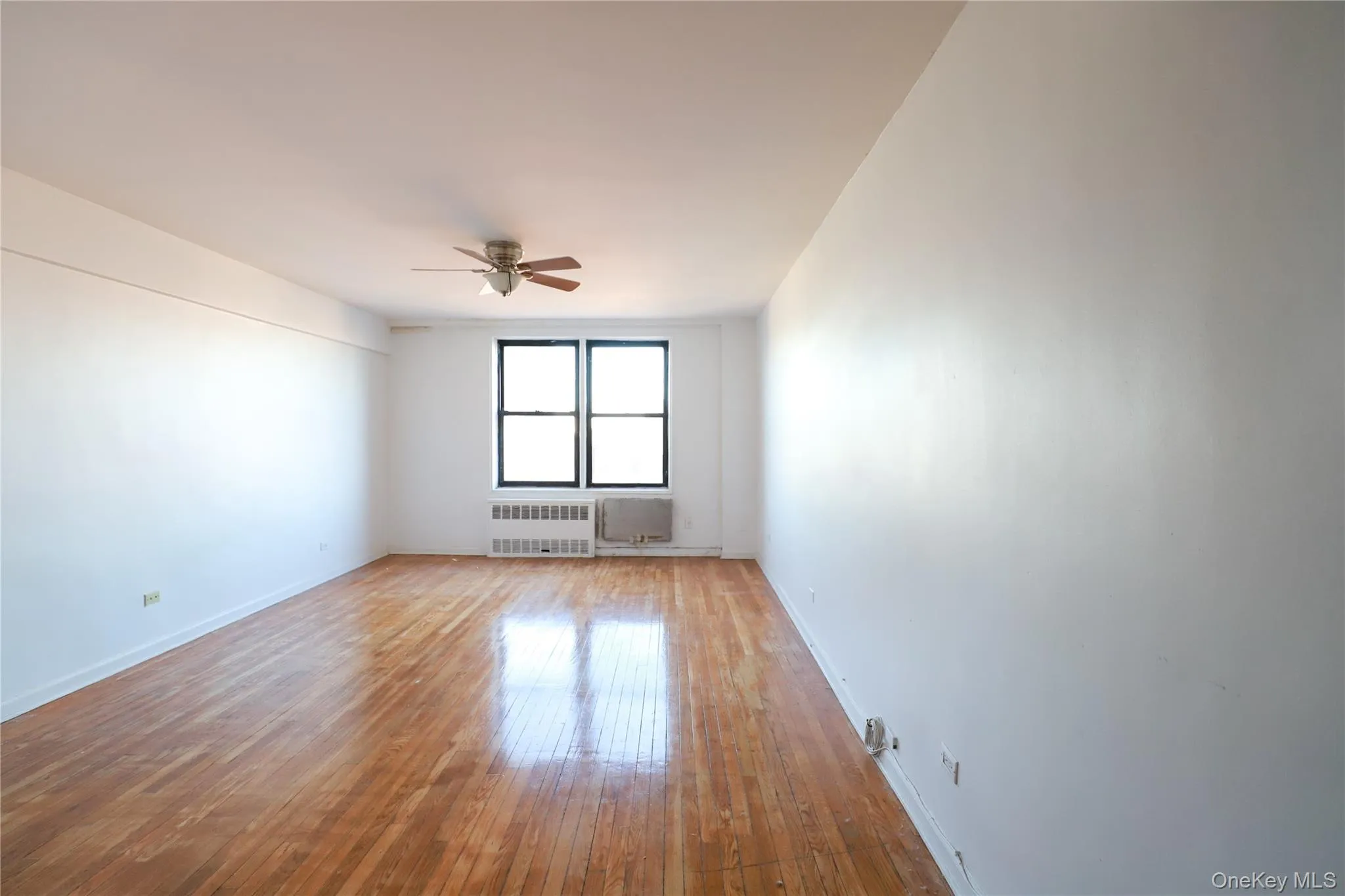 53-11 90th Street, New York, NY, 3 Rooms Rooms,1 BathroomBathrooms,Residential,For Rent,90th,0,1050372 53-11 90th Street, New York, NY, 3 Rooms Rooms,1 BathroomBathrooms,Residential,For Rent,90th,0,1050372