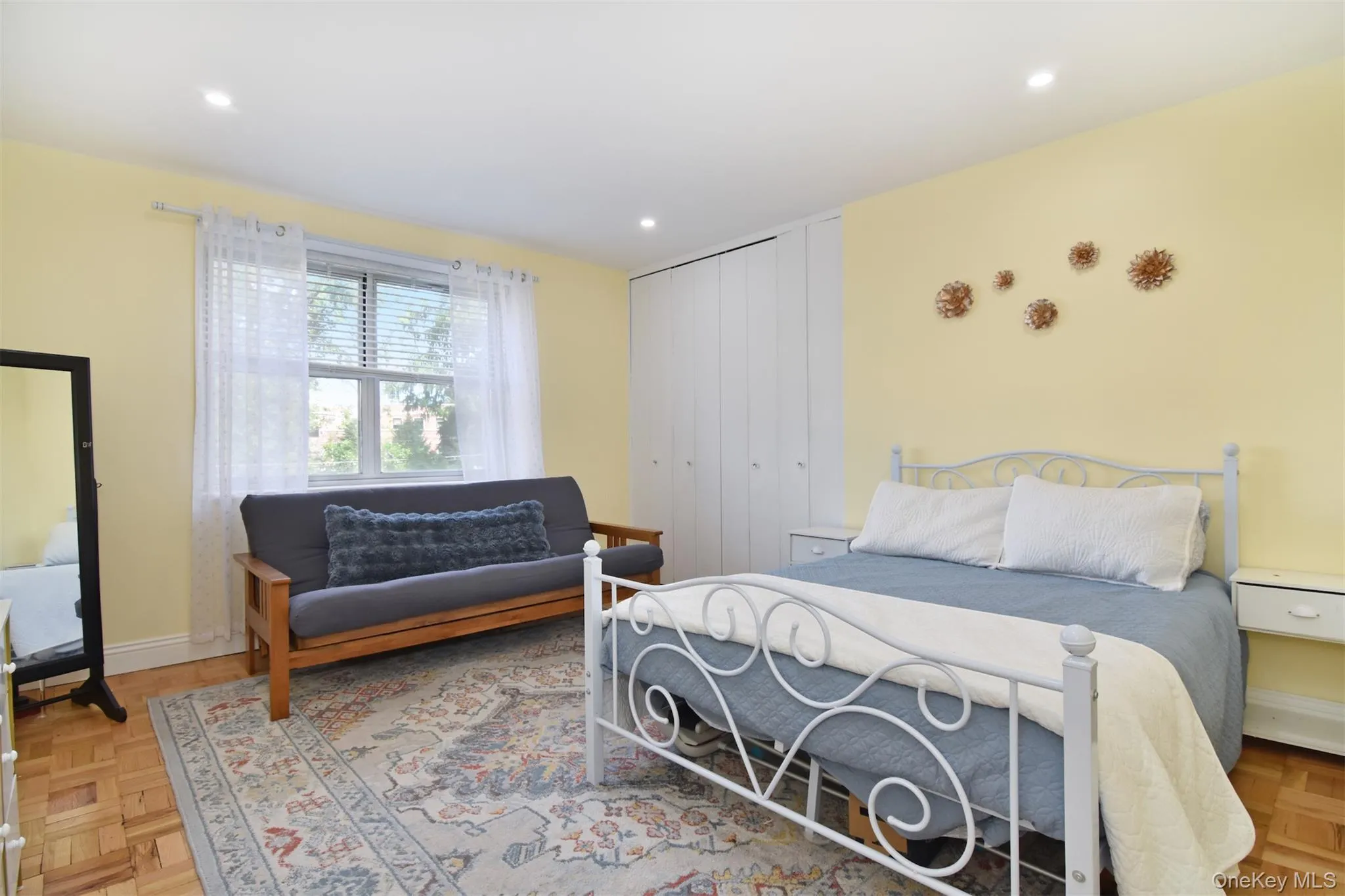 499 N. Broadway, White Plains, NY, 2 Bedrooms Bedrooms, 4 Rooms Rooms,2 BathroomsBathrooms,Residential,For Rent,N. Broadway,0,1050376 499 N. Broadway, White Plains, NY, 2 Bedrooms Bedrooms, 4 Rooms Rooms,2 BathroomsBathrooms,Residential,For Rent,N. Broadway,0,1050376