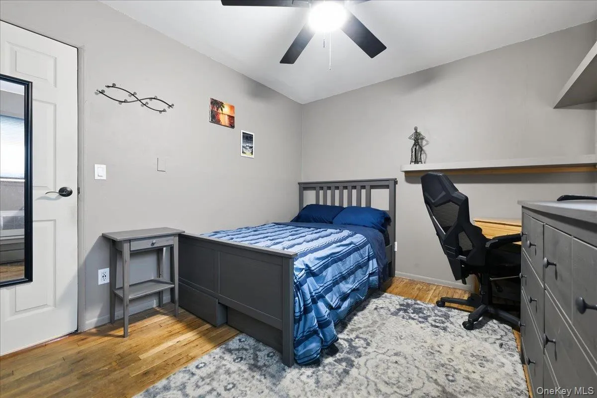 2872 Bayview Avenue, Hempstead, NY, 4 Bedrooms Bedrooms, 9 Rooms Rooms,2 BathroomsBathrooms,Residential,For Rent,Bayview,0,1050377 2872 Bayview Avenue, Hempstead, NY, 4 Bedrooms Bedrooms, 9 Rooms Rooms,2 BathroomsBathrooms,Residential,For Rent,Bayview,0,1050377
