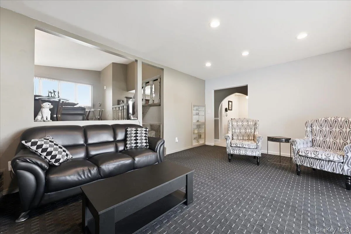 2872 Bayview Avenue, Hempstead, NY, 4 Bedrooms Bedrooms, 9 Rooms Rooms,2 BathroomsBathrooms,Residential,For Rent,Bayview,0,1050377 2872 Bayview Avenue, Hempstead, NY, 4 Bedrooms Bedrooms, 9 Rooms Rooms,2 BathroomsBathrooms,Residential,For Rent,Bayview,0,1050377
