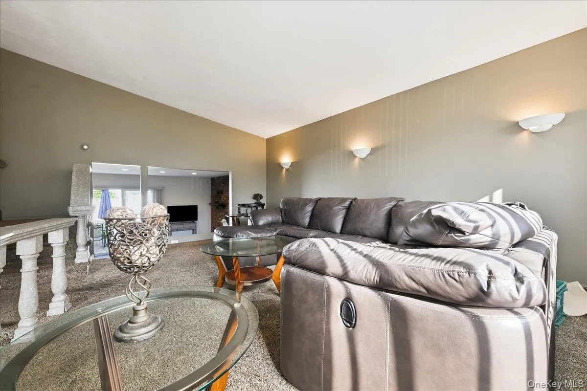 2872 Bayview Avenue, Hempstead, NY, 4 Bedrooms Bedrooms, 9 Rooms Rooms,2 BathroomsBathrooms,Residential,For Rent,Bayview,0,1050377 2872 Bayview Avenue, Hempstead, NY, 4 Bedrooms Bedrooms, 9 Rooms Rooms,2 BathroomsBathrooms,Residential,For Rent,Bayview,0,1050377