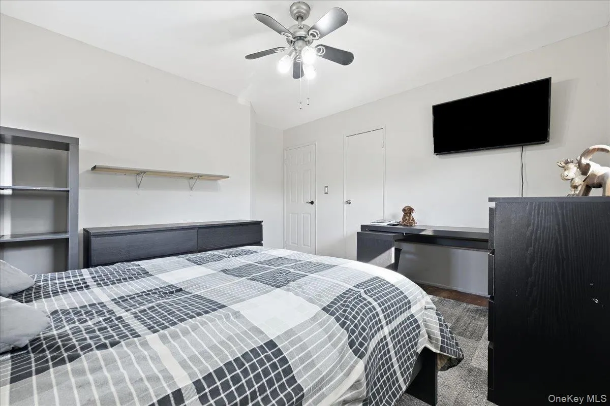 2872 Bayview Avenue, Hempstead, NY, 4 Bedrooms Bedrooms, 9 Rooms Rooms,2 BathroomsBathrooms,Residential,For Rent,Bayview,0,1050377 2872 Bayview Avenue, Hempstead, NY, 4 Bedrooms Bedrooms, 9 Rooms Rooms,2 BathroomsBathrooms,Residential,For Rent,Bayview,0,1050377