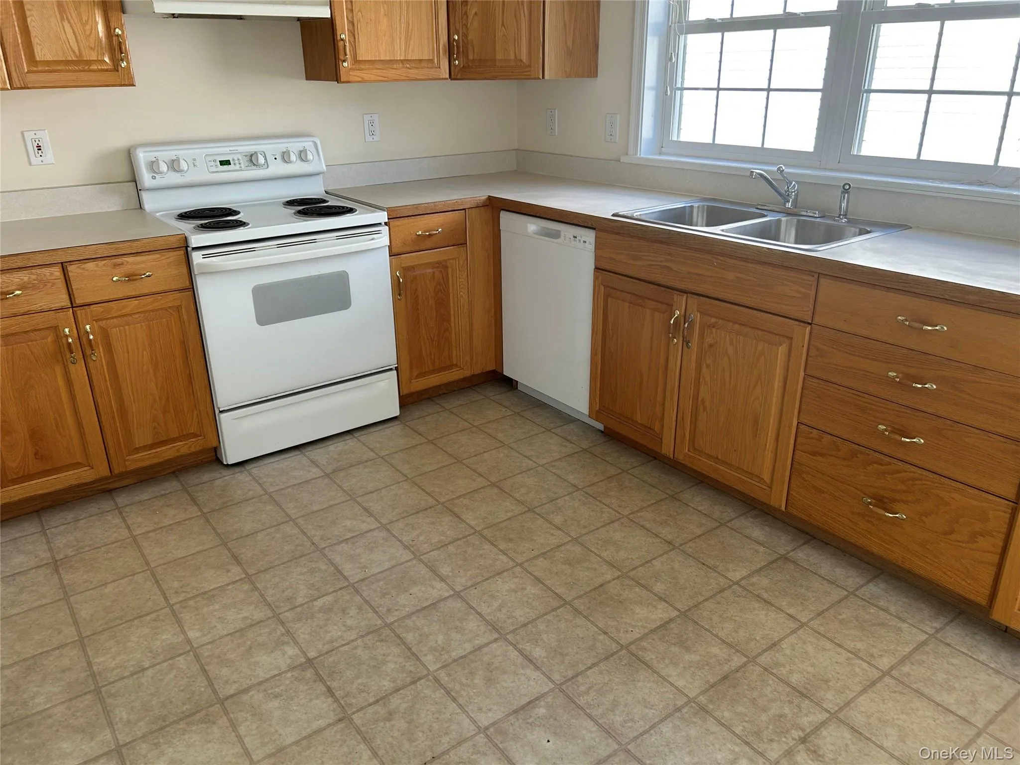 30 Woodside Avenue, Harrison, NY, 3 Bedroom Bedrooms, 5 Room Rooms,1 BathroomBathrooms,Residential Lease,For Rent,Woodside,0,1050378 30 Woodside Avenue, Harrison, NY, 3 Bedroom Bedrooms, 5 Room Rooms,1 BathroomBathrooms,Residential Lease,For Rent,Woodside,0,1050378