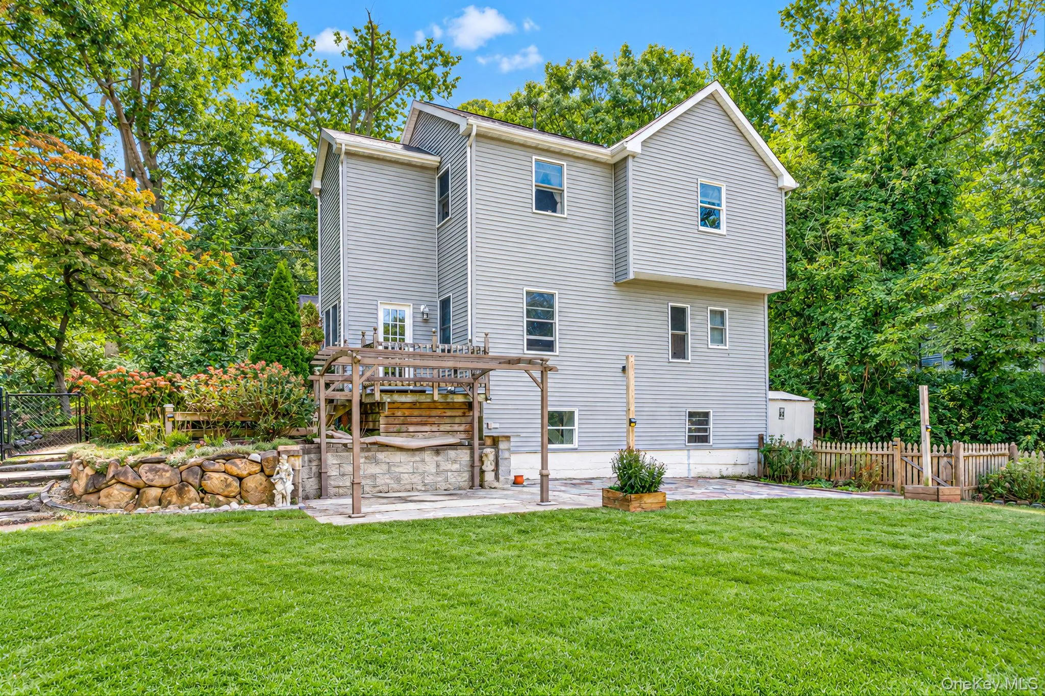 306 Liberty Avenue, Brookhaven, NY, 3 Bedrooms Bedrooms, 12 Rooms Rooms,3 BathroomsBathrooms,Residential,For Rent,Liberty,0,1050382 306 Liberty Avenue, Brookhaven, NY, 3 Bedrooms Bedrooms, 12 Rooms Rooms,3 BathroomsBathrooms,Residential,For Rent,Liberty,0,1050382