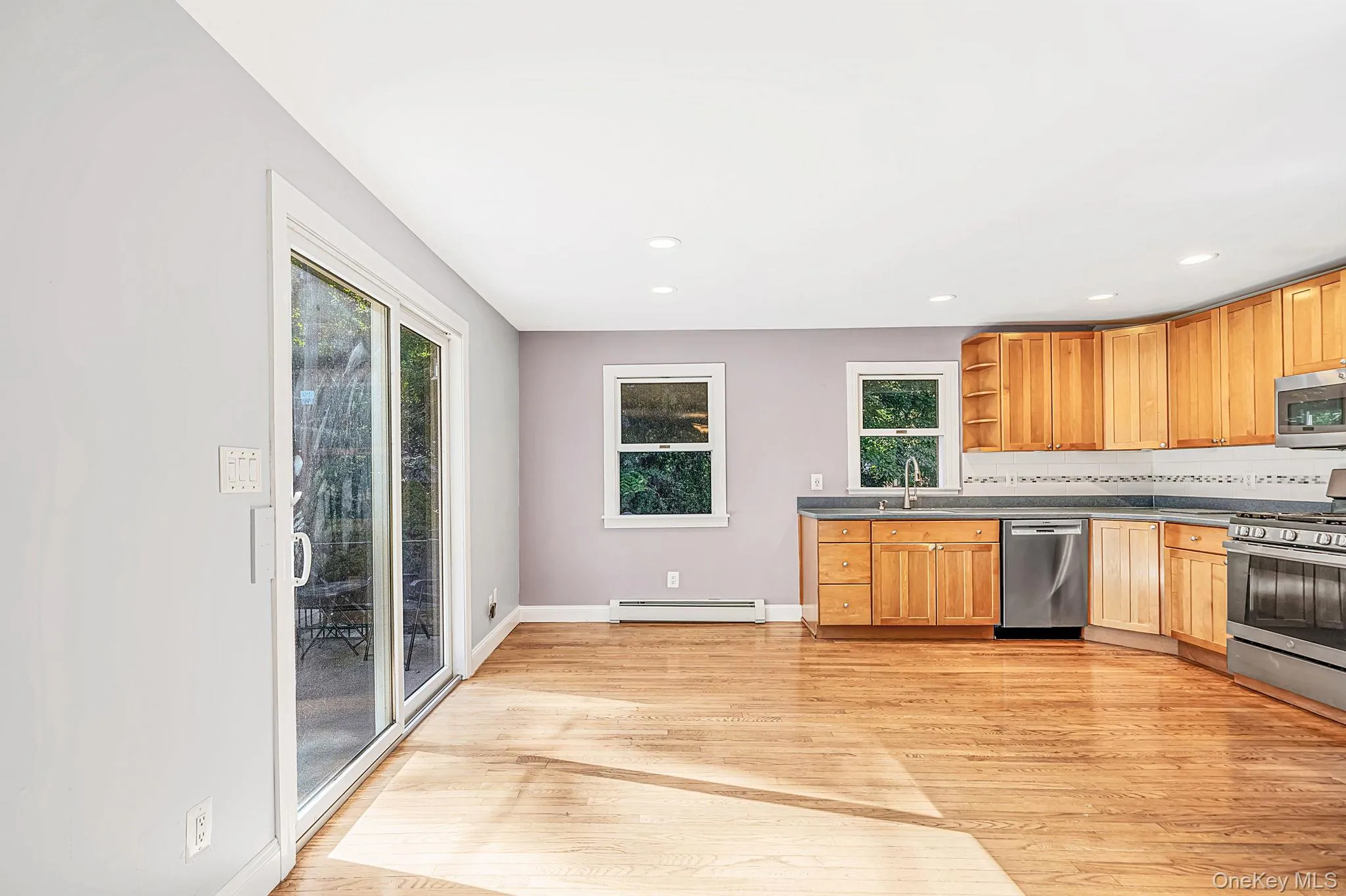 306 Liberty Avenue, Brookhaven, NY, 3 Bedrooms Bedrooms, 12 Rooms Rooms,3 BathroomsBathrooms,Residential,For Rent,Liberty,0,1050382 306 Liberty Avenue, Brookhaven, NY, 3 Bedrooms Bedrooms, 12 Rooms Rooms,3 BathroomsBathrooms,Residential,For Rent,Liberty,0,1050382