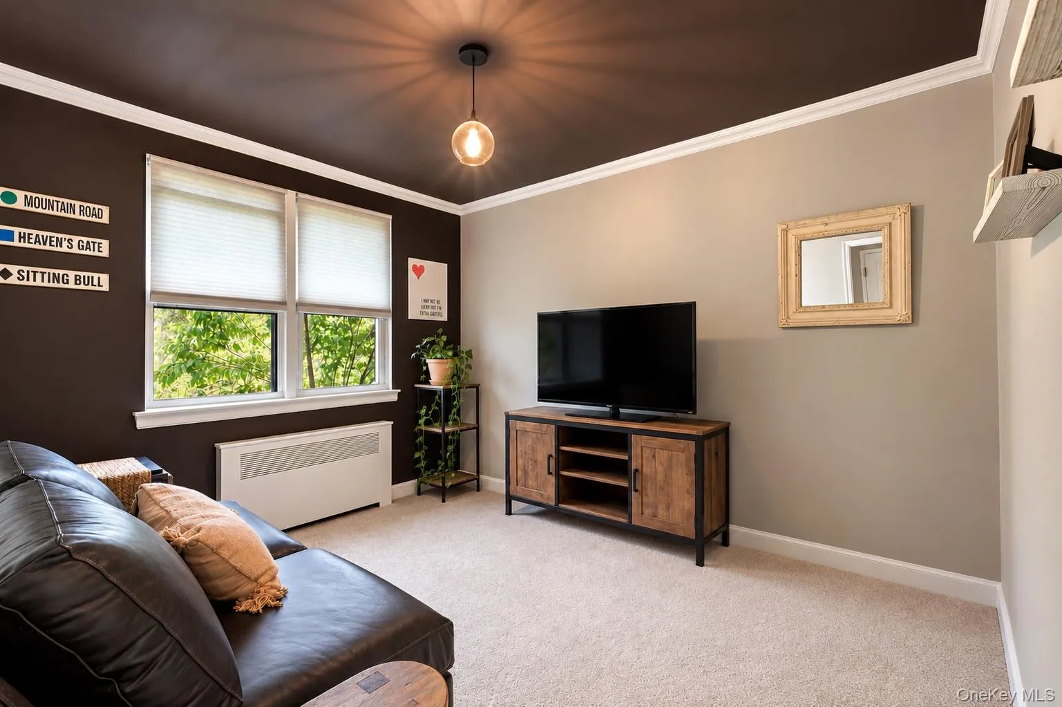 The sun-filled second bedroom provides flexibility to suit a variety of lifestyle needs. The sun-filled second bedroom provides flexibility to suit a variety of lifestyle needs.