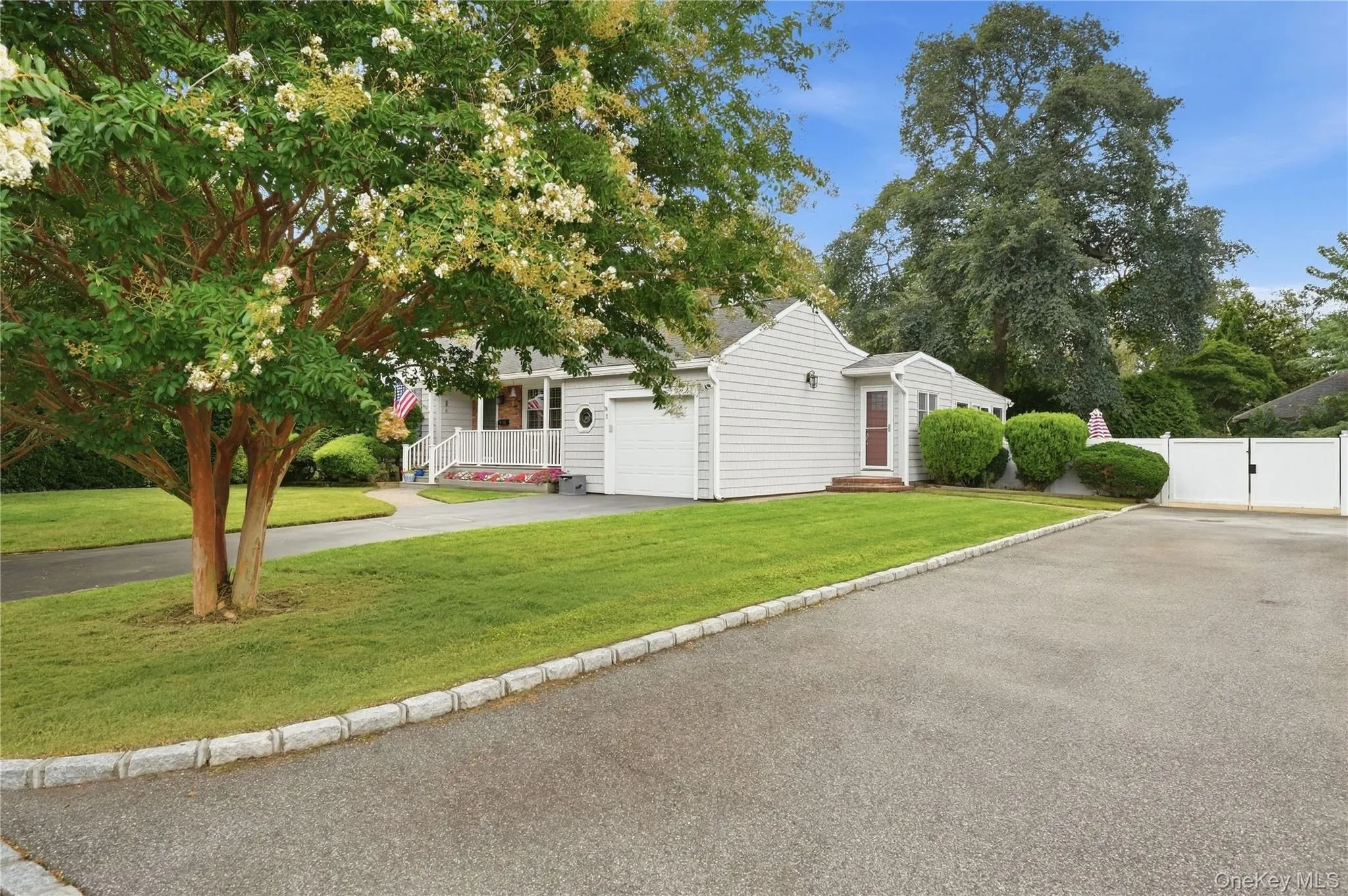 2 Baltic Place, Babylon, NY, 3 Bedrooms Bedrooms, 8 Rooms Rooms,2 BathroomsBathrooms,Residential,For Rent,Baltic,0,1050387 2 Baltic Place, Babylon, NY, 3 Bedrooms Bedrooms, 8 Rooms Rooms,2 BathroomsBathrooms,Residential,For Rent,Baltic,0,1050387