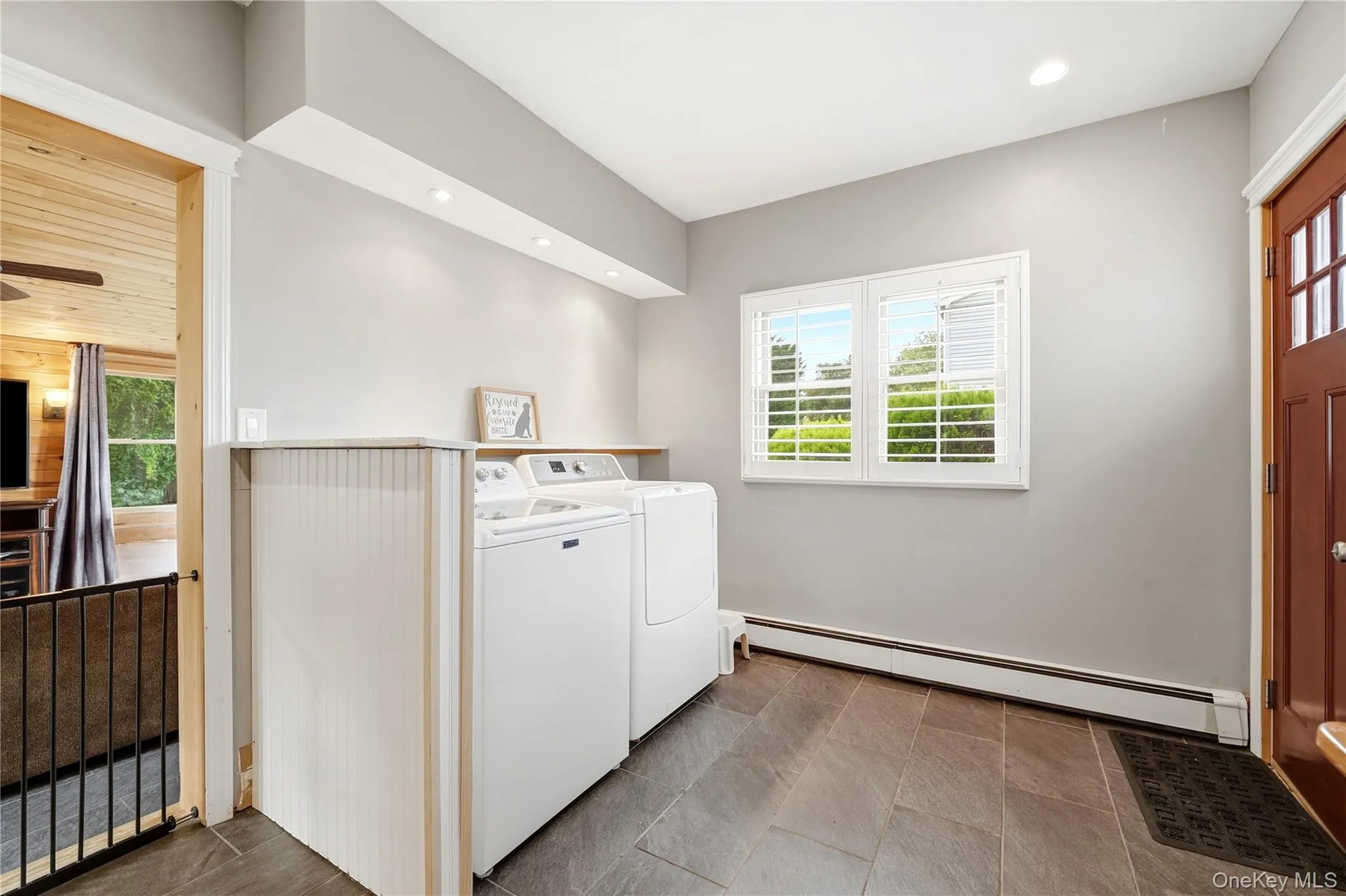 2 Baltic Place, Babylon, NY, 3 Bedrooms Bedrooms, 8 Rooms Rooms,2 BathroomsBathrooms,Residential,For Rent,Baltic,0,1050387 2 Baltic Place, Babylon, NY, 3 Bedrooms Bedrooms, 8 Rooms Rooms,2 BathroomsBathrooms,Residential,For Rent,Baltic,0,1050387