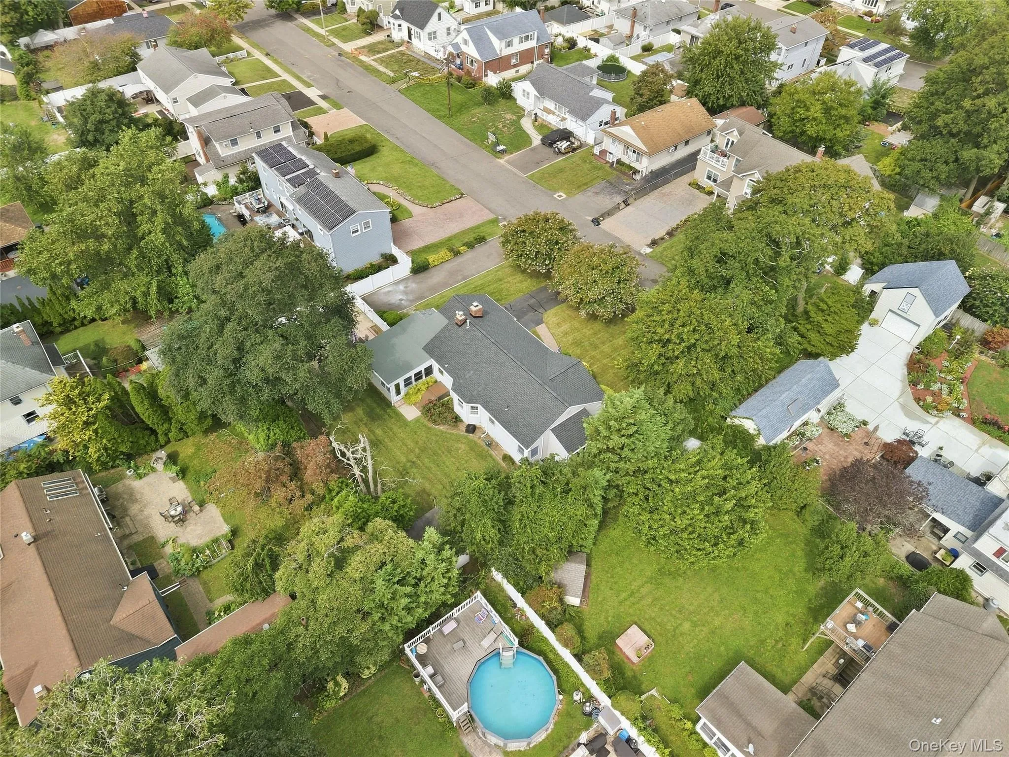 2 Baltic Place, Babylon, NY, 3 Bedrooms Bedrooms, 8 Rooms Rooms,2 BathroomsBathrooms,Residential,For Rent,Baltic,0,1050387 2 Baltic Place, Babylon, NY, 3 Bedrooms Bedrooms, 8 Rooms Rooms,2 BathroomsBathrooms,Residential,For Rent,Baltic,0,1050387