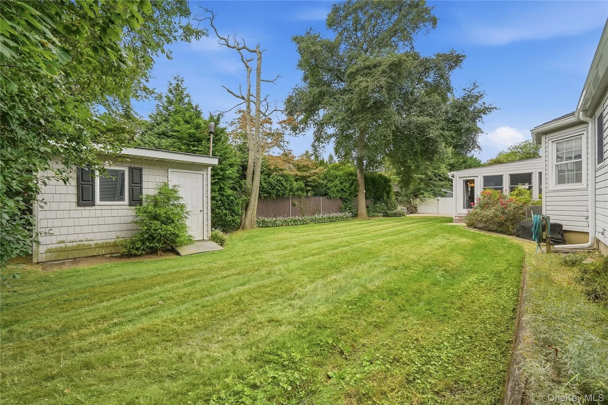 2 Baltic Place, Babylon, NY, 3 Bedrooms Bedrooms, 8 Rooms Rooms,2 BathroomsBathrooms,Residential,For Rent,Baltic,0,1050387 2 Baltic Place, Babylon, NY, 3 Bedrooms Bedrooms, 8 Rooms Rooms,2 BathroomsBathrooms,Residential,For Rent,Baltic,0,1050387