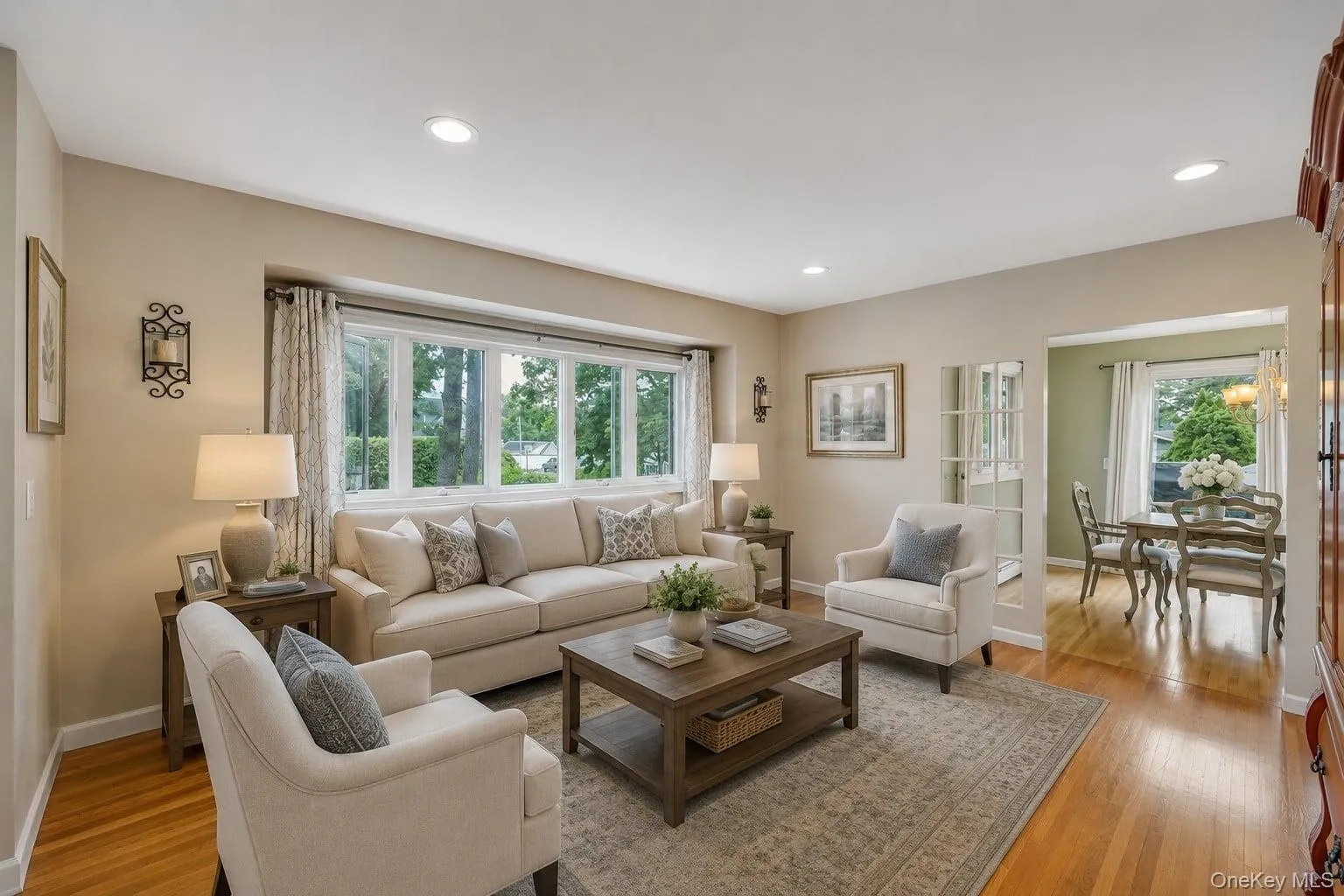 93 Midwood Avenue, Smithtown, NY, 4 Bedrooms Bedrooms, 8 Rooms Rooms,3 BathroomsBathrooms,Residential,For Rent,Midwood,0,1050390 93 Midwood Avenue, Smithtown, NY, 4 Bedrooms Bedrooms, 8 Rooms Rooms,3 BathroomsBathrooms,Residential,For Rent,Midwood,0,1050390