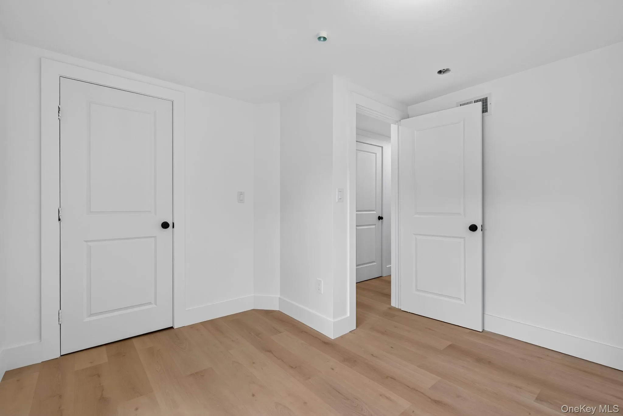76 Poplar Street, Newburgh (city), NY, 5 Bedrooms Bedrooms, 11 Rooms Rooms,2 BathroomsBathrooms,Residential,For Rent,Poplar,0,1050393 76 Poplar Street, Newburgh (city), NY, 5 Bedrooms Bedrooms, 11 Rooms Rooms,2 BathroomsBathrooms,Residential,For Rent,Poplar,0,1050393