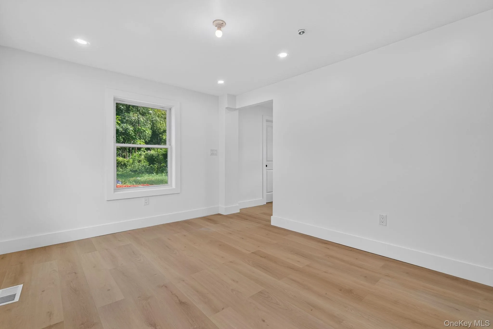 76 Poplar Street, Newburgh (city), NY, 5 Bedrooms Bedrooms, 11 Rooms Rooms,2 BathroomsBathrooms,Residential,For Rent,Poplar,0,1050393 76 Poplar Street, Newburgh (city), NY, 5 Bedrooms Bedrooms, 11 Rooms Rooms,2 BathroomsBathrooms,Residential,For Rent,Poplar,0,1050393