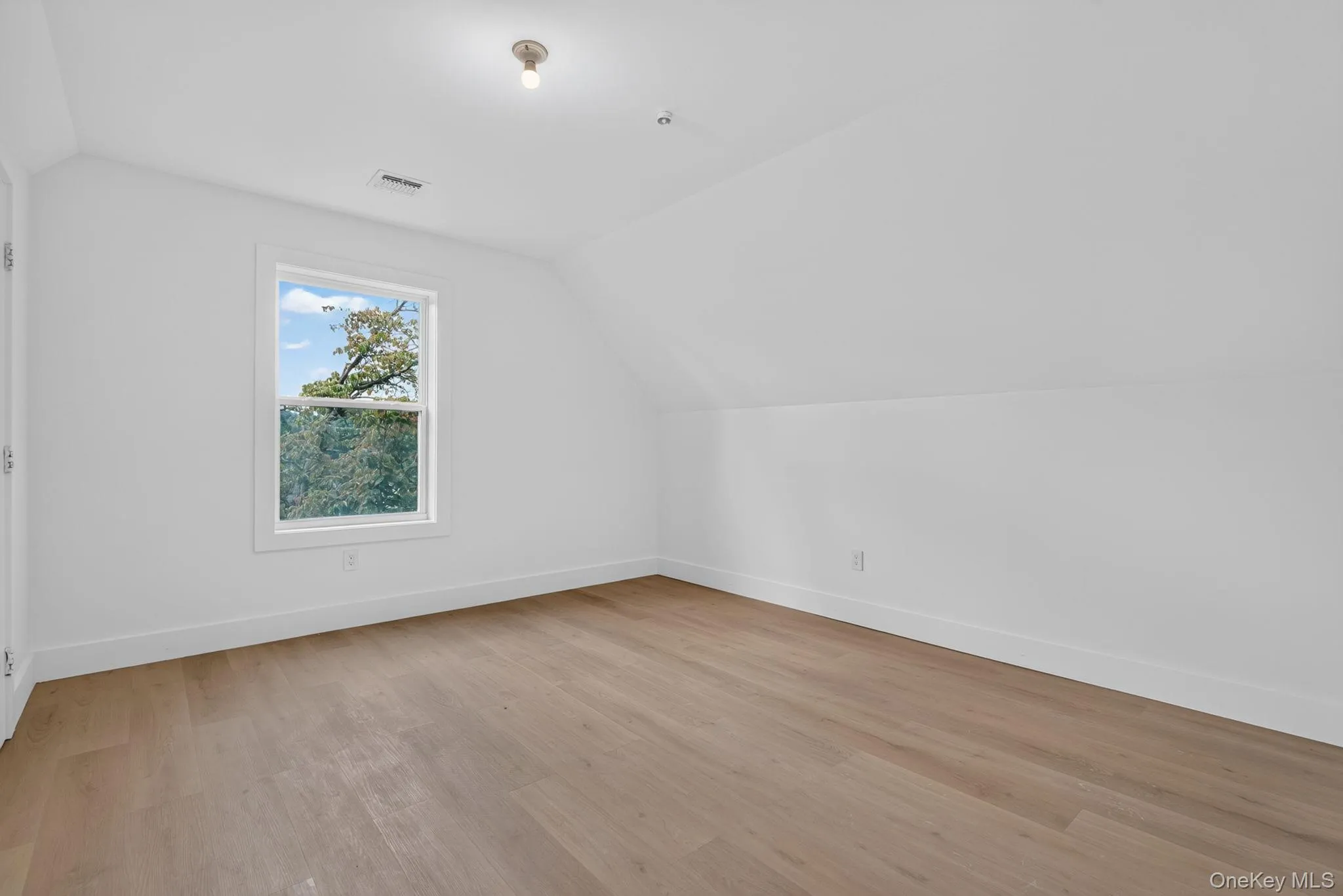 76 Poplar Street, Newburgh (city), NY, 5 Bedrooms Bedrooms, 11 Rooms Rooms,2 BathroomsBathrooms,Residential,For Rent,Poplar,0,1050393 76 Poplar Street, Newburgh (city), NY, 5 Bedrooms Bedrooms, 11 Rooms Rooms,2 BathroomsBathrooms,Residential,For Rent,Poplar,0,1050393
