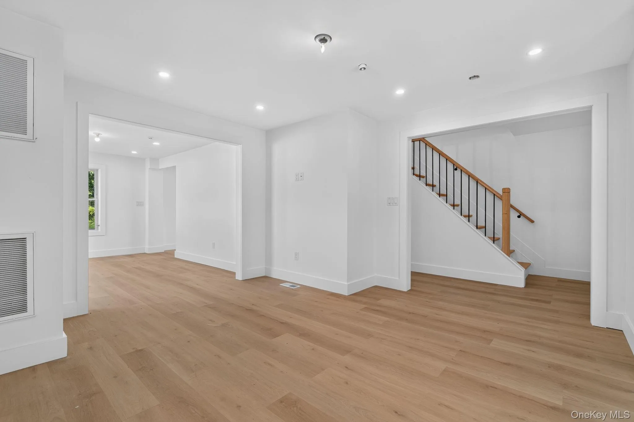 76 Poplar Street, Newburgh (city), NY, 5 Bedrooms Bedrooms, 11 Rooms Rooms,2 BathroomsBathrooms,Residential,For Rent,Poplar,0,1050393 76 Poplar Street, Newburgh (city), NY, 5 Bedrooms Bedrooms, 11 Rooms Rooms,2 BathroomsBathrooms,Residential,For Rent,Poplar,0,1050393