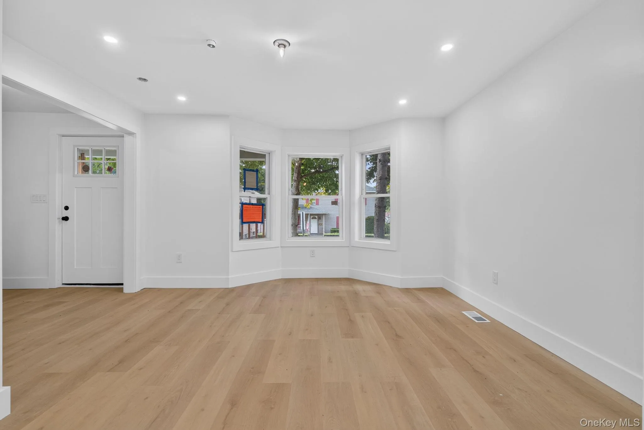 76 Poplar Street, Newburgh (city), NY, 5 Bedrooms Bedrooms, 11 Rooms Rooms,2 BathroomsBathrooms,Residential,For Rent,Poplar,0,1050393 76 Poplar Street, Newburgh (city), NY, 5 Bedrooms Bedrooms, 11 Rooms Rooms,2 BathroomsBathrooms,Residential,For Rent,Poplar,0,1050393