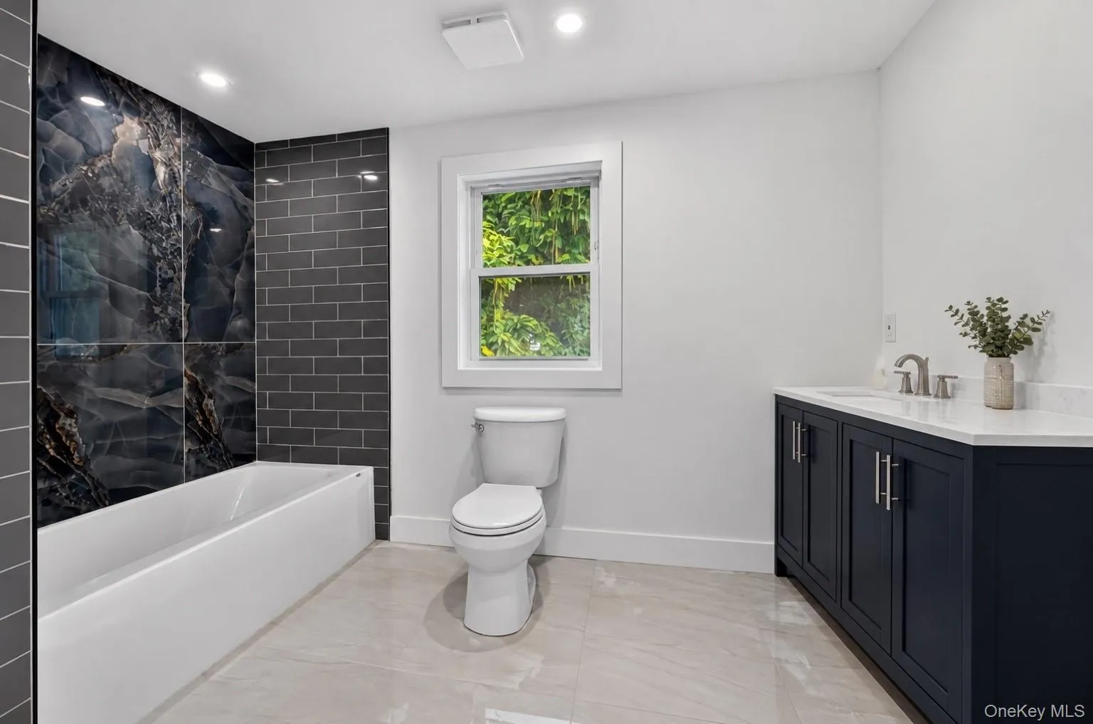 76 Poplar Street, Newburgh (city), NY, 5 Bedrooms Bedrooms, 11 Rooms Rooms,2 BathroomsBathrooms,Residential,For Rent,Poplar,0,1050393 76 Poplar Street, Newburgh (city), NY, 5 Bedrooms Bedrooms, 11 Rooms Rooms,2 BathroomsBathrooms,Residential,For Rent,Poplar,0,1050393