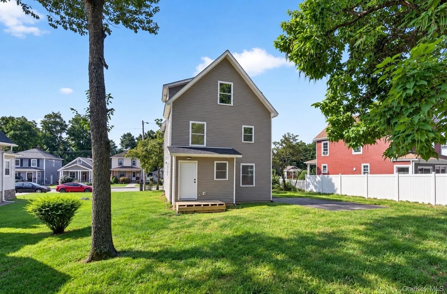 76 Poplar Street, Newburgh (city), NY, 5 Bedrooms Bedrooms, 11 Rooms Rooms,2 BathroomsBathrooms,Residential,For Rent,Poplar,0,1050393 76 Poplar Street, Newburgh (city), NY, 5 Bedrooms Bedrooms, 11 Rooms Rooms,2 BathroomsBathrooms,Residential,For Rent,Poplar,0,1050393