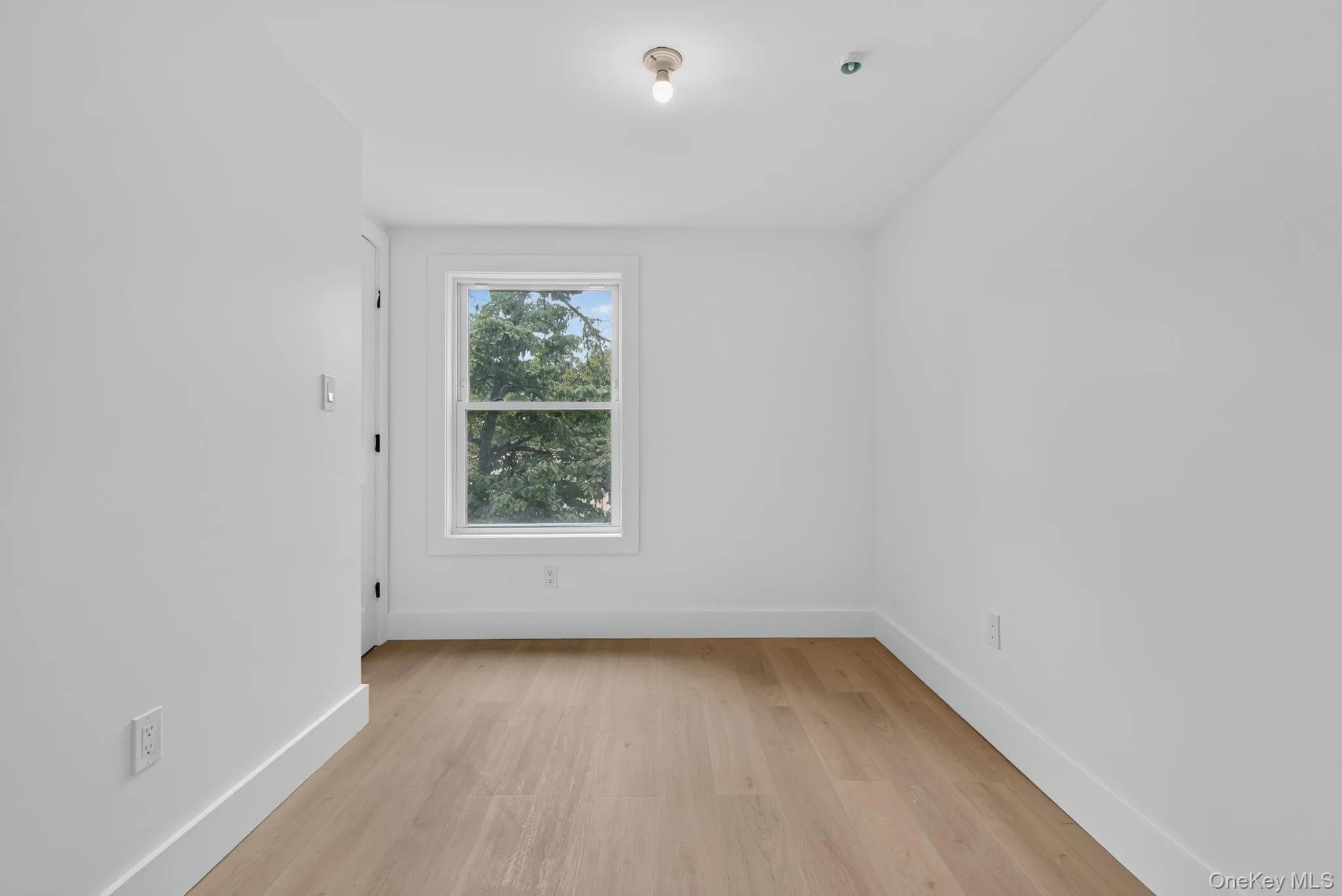 76 Poplar Street, Newburgh (city), NY, 5 Bedrooms Bedrooms, 11 Rooms Rooms,2 BathroomsBathrooms,Residential,For Rent,Poplar,0,1050393 76 Poplar Street, Newburgh (city), NY, 5 Bedrooms Bedrooms, 11 Rooms Rooms,2 BathroomsBathrooms,Residential,For Rent,Poplar,0,1050393