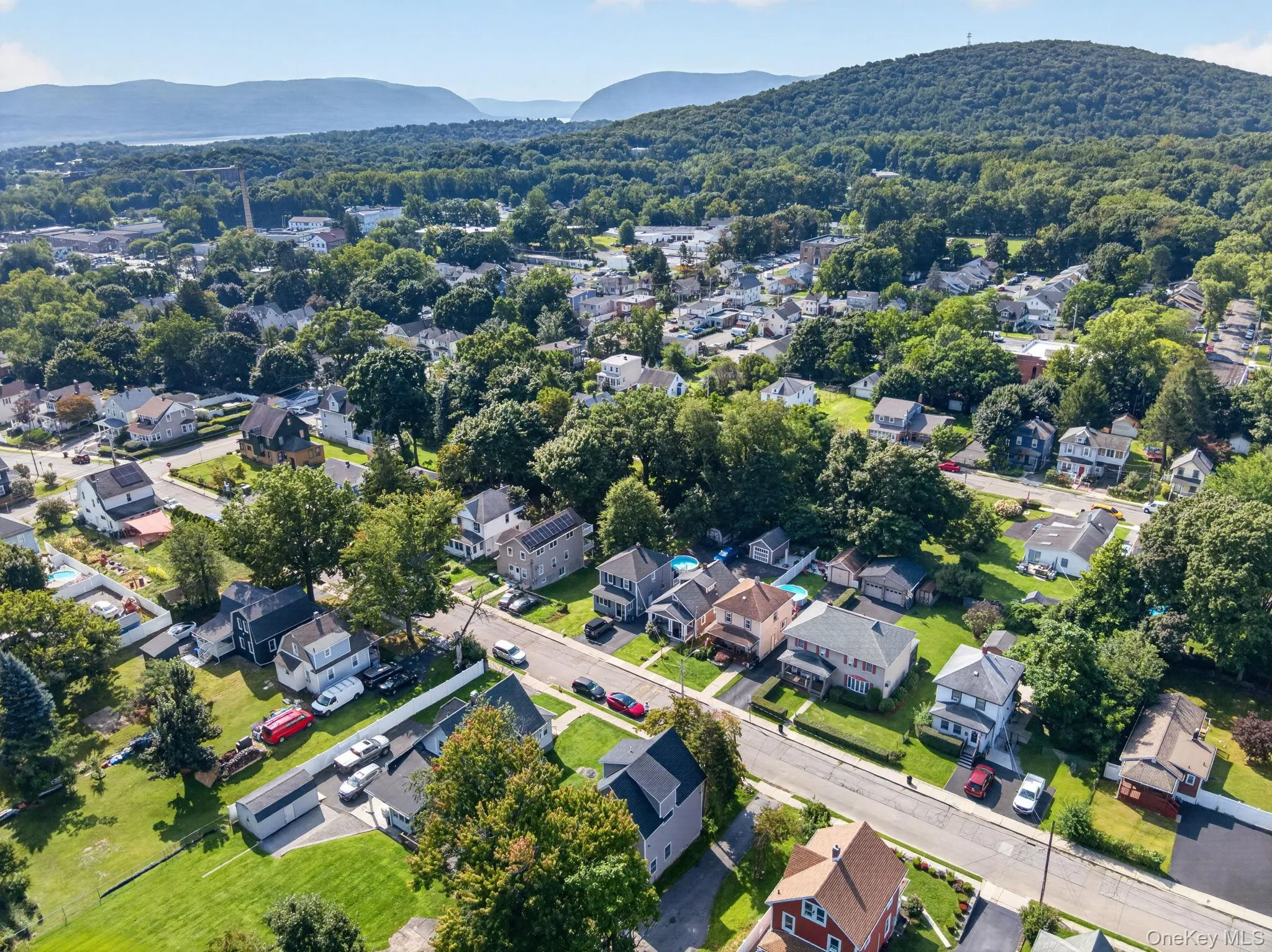 76 Poplar Street, Newburgh (city), NY, 5 Bedrooms Bedrooms, 11 Rooms Rooms,2 BathroomsBathrooms,Residential,For Rent,Poplar,0,1050393 76 Poplar Street, Newburgh (city), NY, 5 Bedrooms Bedrooms, 11 Rooms Rooms,2 BathroomsBathrooms,Residential,For Rent,Poplar,0,1050393