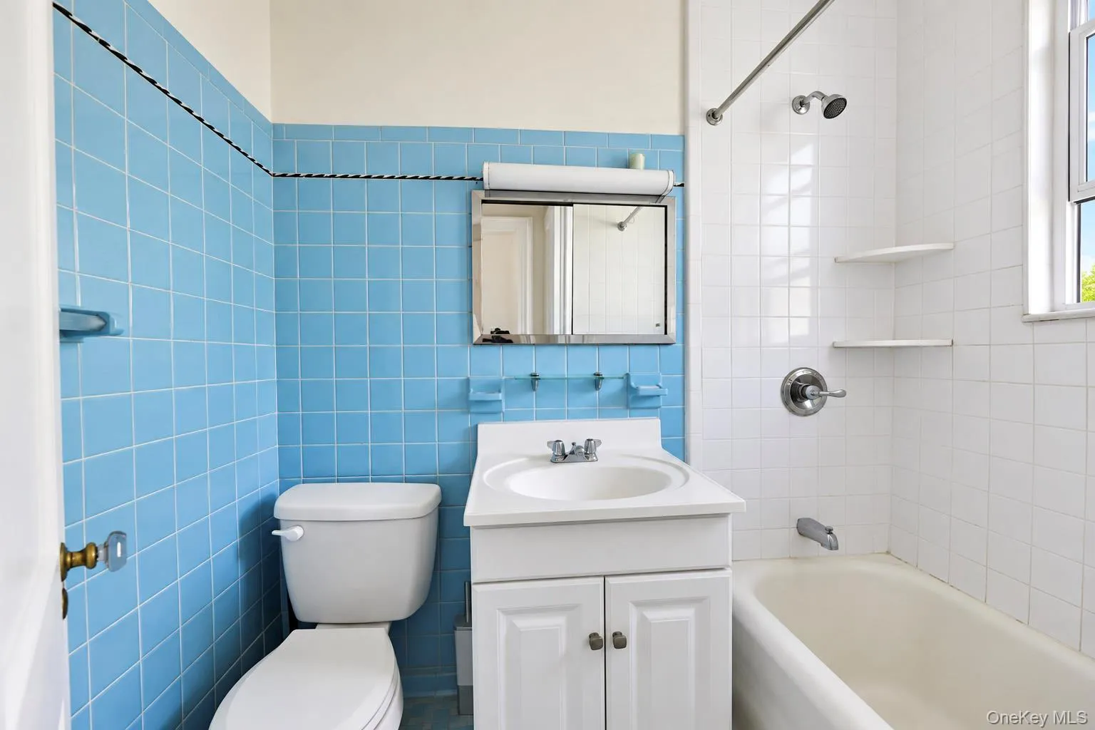 123 Wallace Street, Eastchester, NY, 2 Bedrooms Bedrooms, 4 Rooms Rooms,1 BathroomBathrooms,Residential Lease,For Rent,Wallace,0,1050395 123 Wallace Street, Eastchester, NY, 2 Bedrooms Bedrooms, 4 Rooms Rooms,1 BathroomBathrooms,Residential Lease,For Rent,Wallace,0,1050395