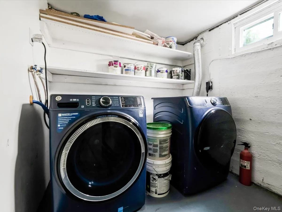 77 LITCHFIELD Avenue, Hempstead, NY, 4 Bedrooms Bedrooms, 10 Rooms Rooms,3 BathroomsBathrooms,Residential,For Rent,LITCHFIELD,0,1050396 77 LITCHFIELD Avenue, Hempstead, NY, 4 Bedrooms Bedrooms, 10 Rooms Rooms,3 BathroomsBathrooms,Residential,For Rent,LITCHFIELD,0,1050396