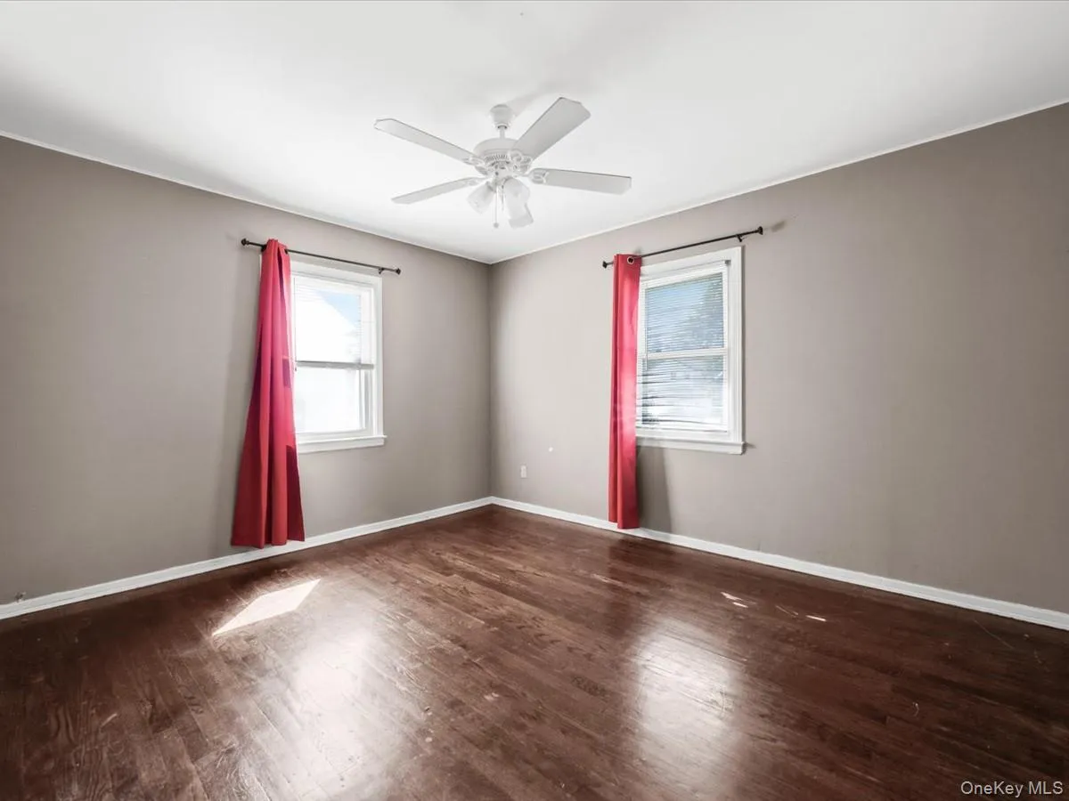 77 LITCHFIELD Avenue, Hempstead, NY, 4 Bedrooms Bedrooms, 10 Rooms Rooms,3 BathroomsBathrooms,Residential,For Rent,LITCHFIELD,0,1050396 77 LITCHFIELD Avenue, Hempstead, NY, 4 Bedrooms Bedrooms, 10 Rooms Rooms,3 BathroomsBathrooms,Residential,For Rent,LITCHFIELD,0,1050396