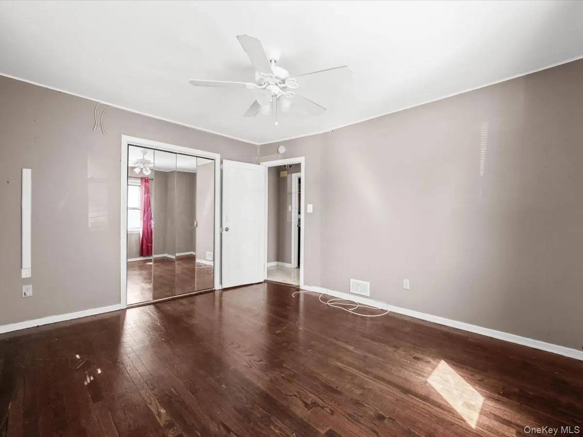 77 LITCHFIELD Avenue, Hempstead, NY, 4 Bedrooms Bedrooms, 10 Rooms Rooms,3 BathroomsBathrooms,Residential,For Rent,LITCHFIELD,0,1050396 77 LITCHFIELD Avenue, Hempstead, NY, 4 Bedrooms Bedrooms, 10 Rooms Rooms,3 BathroomsBathrooms,Residential,For Rent,LITCHFIELD,0,1050396