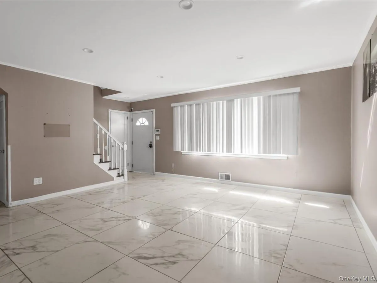 77 LITCHFIELD Avenue, Hempstead, NY, 4 Bedrooms Bedrooms, 10 Rooms Rooms,3 BathroomsBathrooms,Residential,For Rent,LITCHFIELD,0,1050396 77 LITCHFIELD Avenue, Hempstead, NY, 4 Bedrooms Bedrooms, 10 Rooms Rooms,3 BathroomsBathrooms,Residential,For Rent,LITCHFIELD,0,1050396