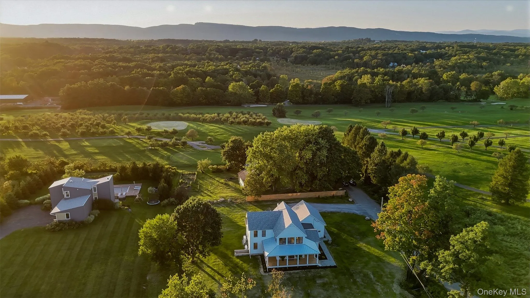 Apple Greens is the neighboring 27 hole golf course with an orchard setting and stunning Shawangunk mountain views. It also offers a casual dining experience. Apple Greens is the neighboring 27 hole golf course with an orchard setting and stunning Shawangunk mountain views. It also offers a casual dining experience.