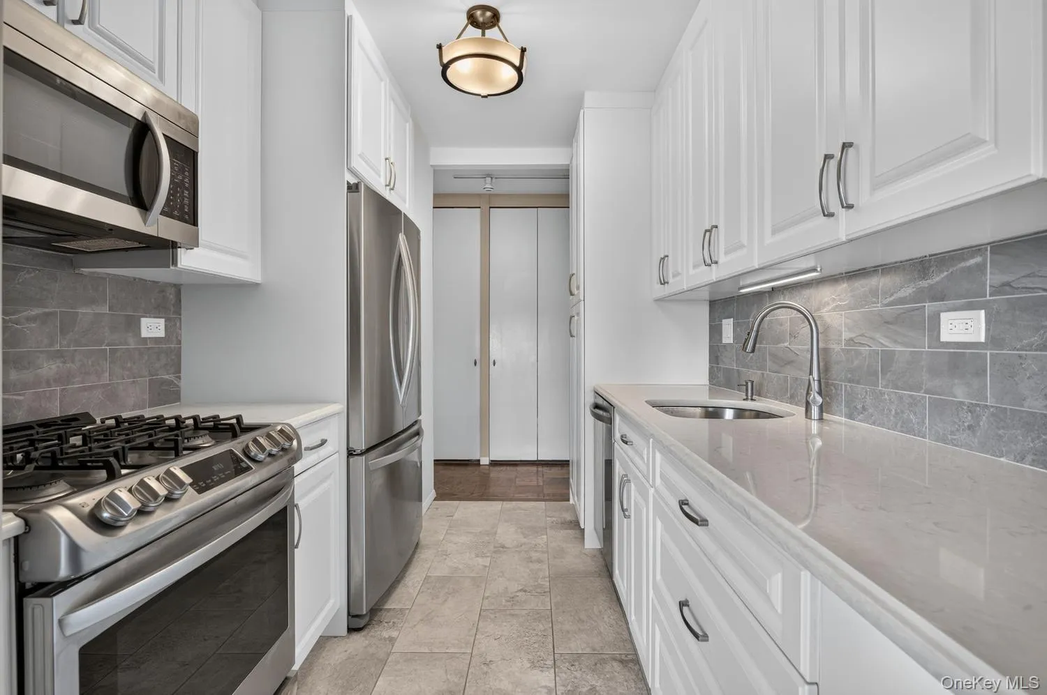 27110 Grand Central Parkway, New York, NY, 1 Bedroom Bedrooms, 4 Rooms Rooms,1 BathroomBathrooms,Residential,For Rent,Grand Central,0,1050400 27110 Grand Central Parkway, New York, NY, 1 Bedroom Bedrooms, 4 Rooms Rooms,1 BathroomBathrooms,Residential,For Rent,Grand Central,0,1050400
