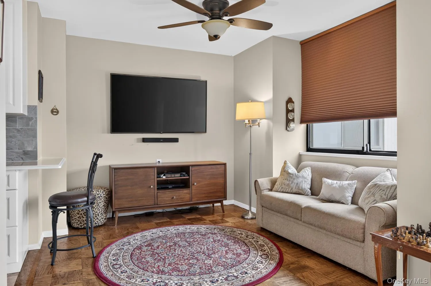 27110 Grand Central Parkway, New York, NY, 1 Bedroom Bedrooms, 4 Rooms Rooms,1 BathroomBathrooms,Residential,For Rent,Grand Central,0,1050400 27110 Grand Central Parkway, New York, NY, 1 Bedroom Bedrooms, 4 Rooms Rooms,1 BathroomBathrooms,Residential,For Rent,Grand Central,0,1050400