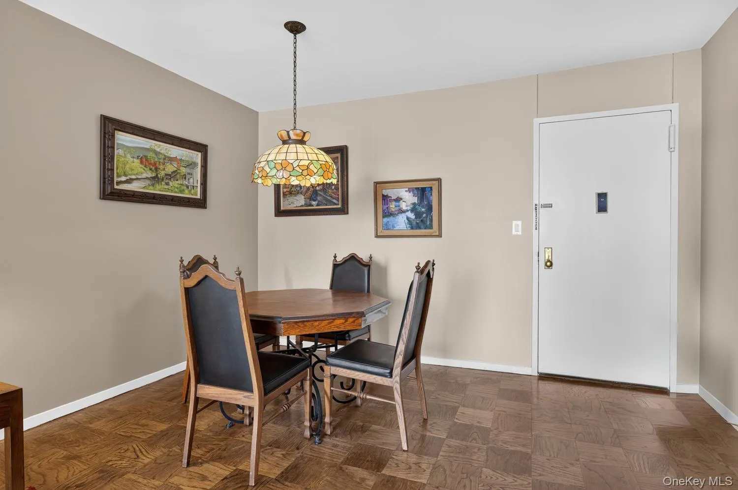 27110 Grand Central Parkway, New York, NY, 1 Bedroom Bedrooms, 4 Rooms Rooms,1 BathroomBathrooms,Residential,For Rent,Grand Central,0,1050400 27110 Grand Central Parkway, New York, NY, 1 Bedroom Bedrooms, 4 Rooms Rooms,1 BathroomBathrooms,Residential,For Rent,Grand Central,0,1050400