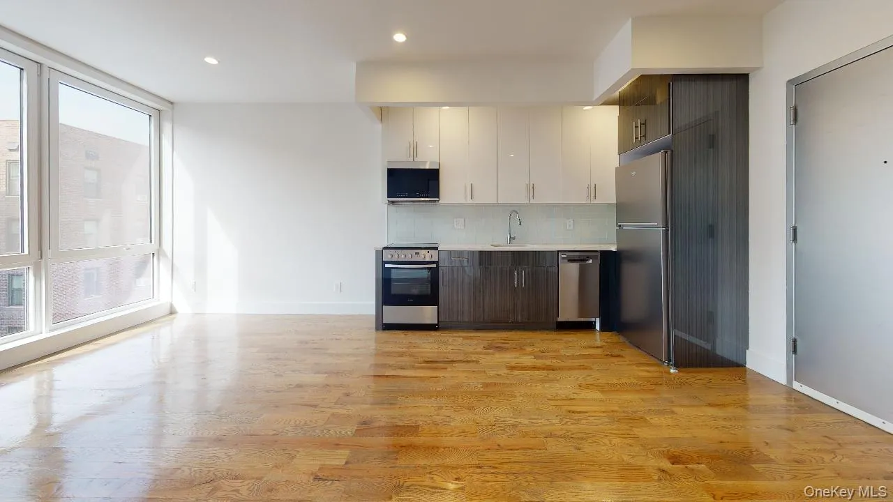 138-28 Queens Boulevard, New York, NY, 1 Bedroom Bedrooms, 3 Rooms Rooms,1 BathroomBathrooms,Residential Lease,For Rent,Queens,0,1050401 138-28 Queens Boulevard, New York, NY, 1 Bedroom Bedrooms, 3 Rooms Rooms,1 BathroomBathrooms,Residential Lease,For Rent,Queens,0,1050401