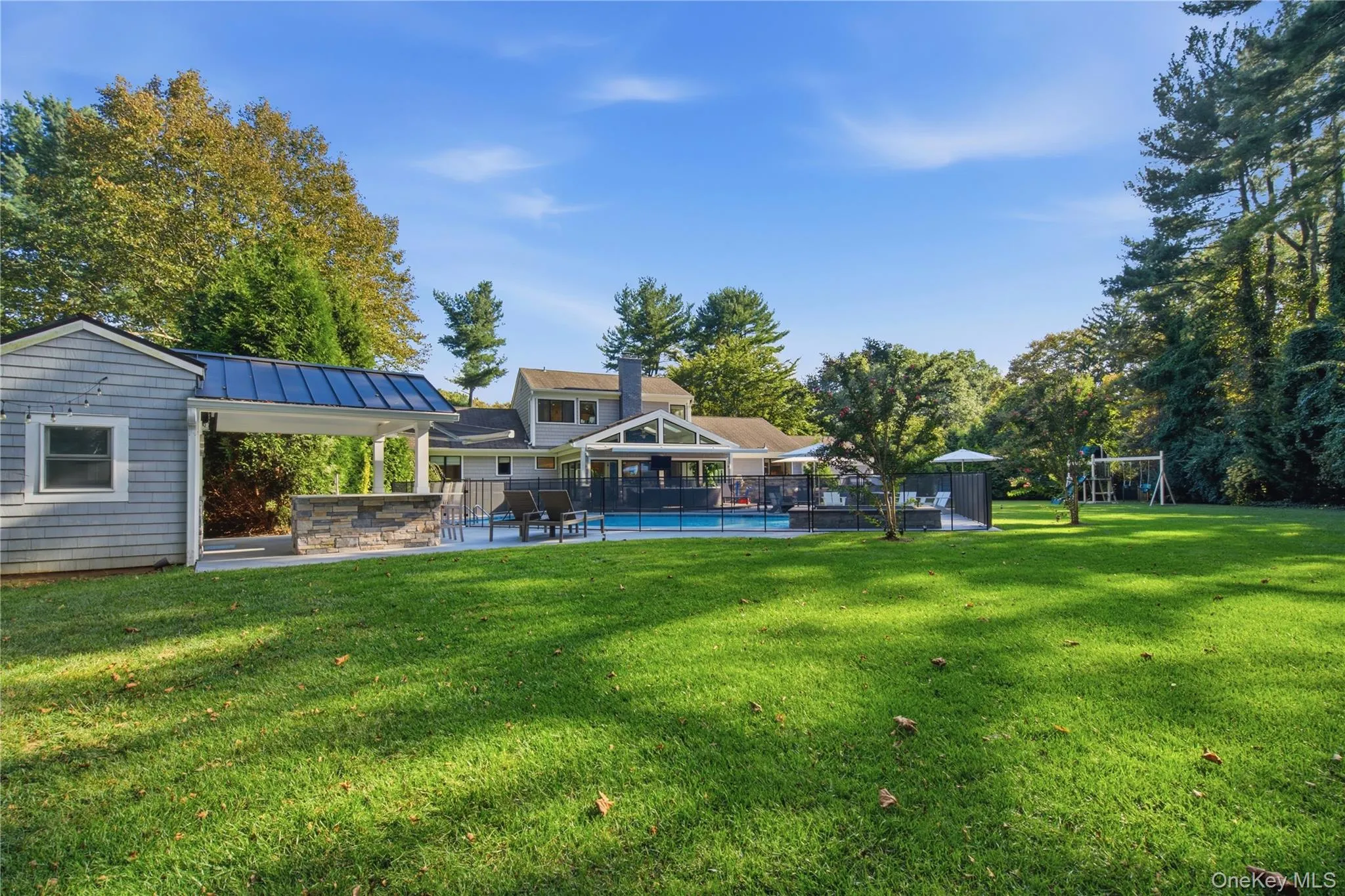 2 Meadow Road, North Hempstead, NY, 4 Bedrooms Bedrooms, 9 Rooms Rooms,4 BathroomsBathrooms,Residential,For Rent,Meadow,0,1050405 2 Meadow Road, North Hempstead, NY, 4 Bedrooms Bedrooms, 9 Rooms Rooms,4 BathroomsBathrooms,Residential,For Rent,Meadow,0,1050405