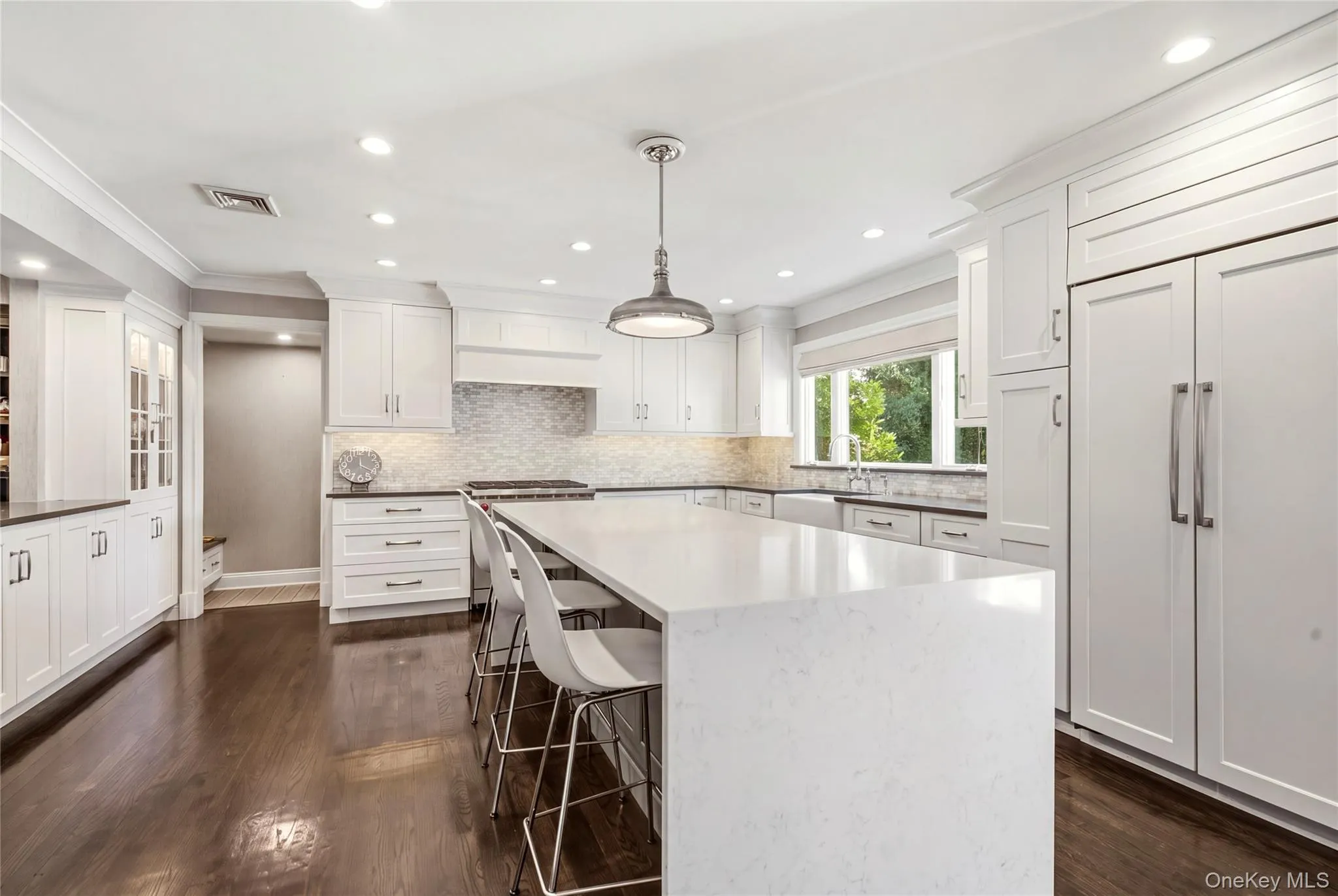 2 Meadow Road, North Hempstead, NY, 4 Bedrooms Bedrooms, 9 Rooms Rooms,4 BathroomsBathrooms,Residential,For Rent,Meadow,0,1050405 2 Meadow Road, North Hempstead, NY, 4 Bedrooms Bedrooms, 9 Rooms Rooms,4 BathroomsBathrooms,Residential,For Rent,Meadow,0,1050405