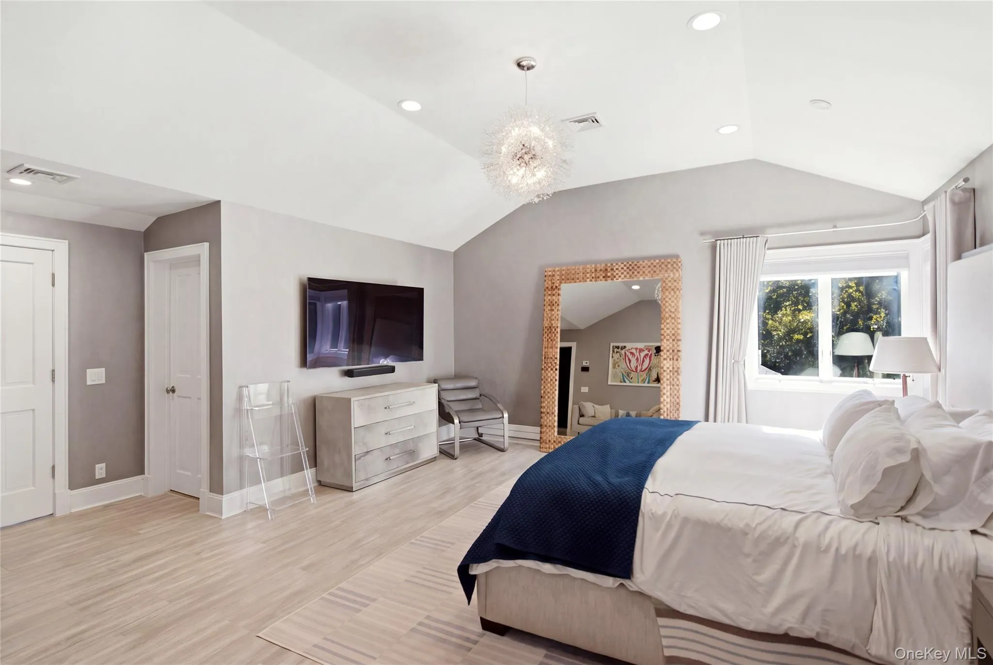 2 Meadow Road, North Hempstead, NY, 4 Bedrooms Bedrooms, 9 Rooms Rooms,4 BathroomsBathrooms,Residential,For Rent,Meadow,0,1050405 2 Meadow Road, North Hempstead, NY, 4 Bedrooms Bedrooms, 9 Rooms Rooms,4 BathroomsBathrooms,Residential,For Rent,Meadow,0,1050405