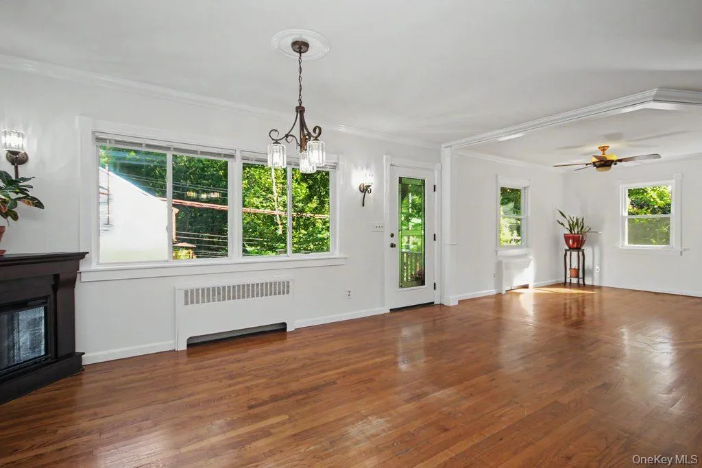 Dining Room has picture window Dining Room has picture window